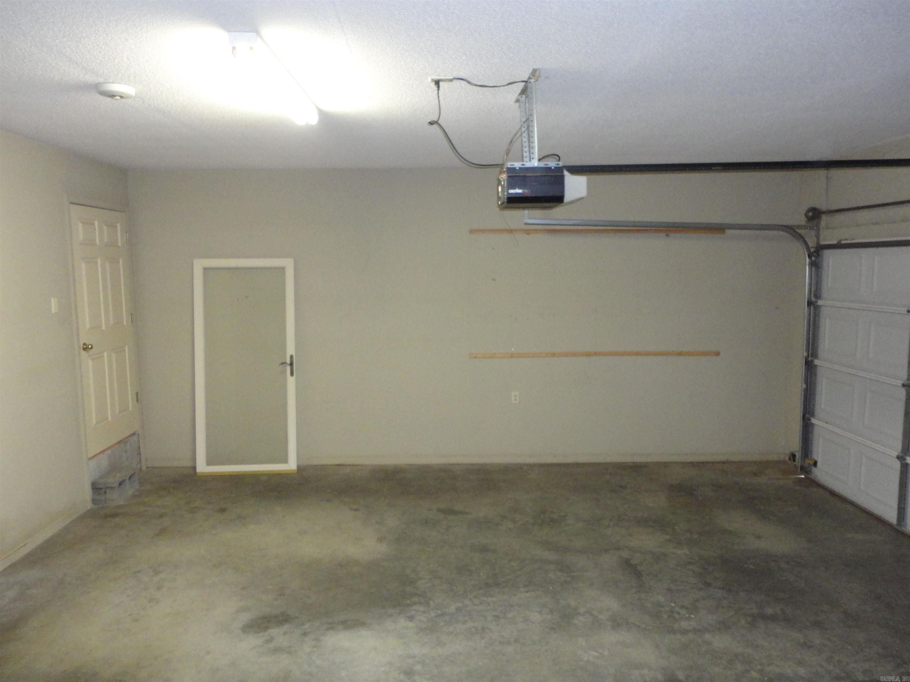 500 Scenic Valley Drive Property Photo 15