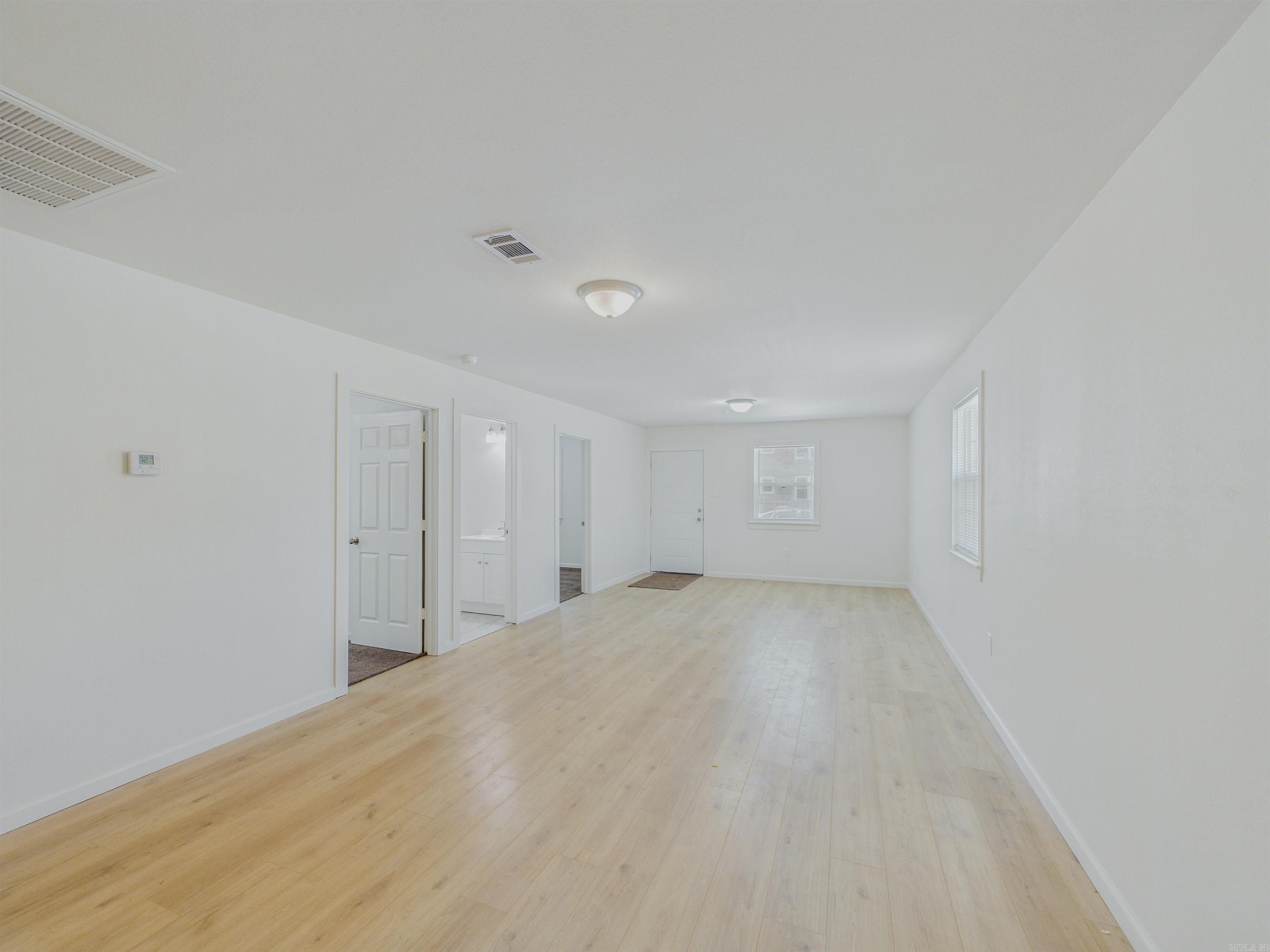 1524 Schaer Street Property Photo 10