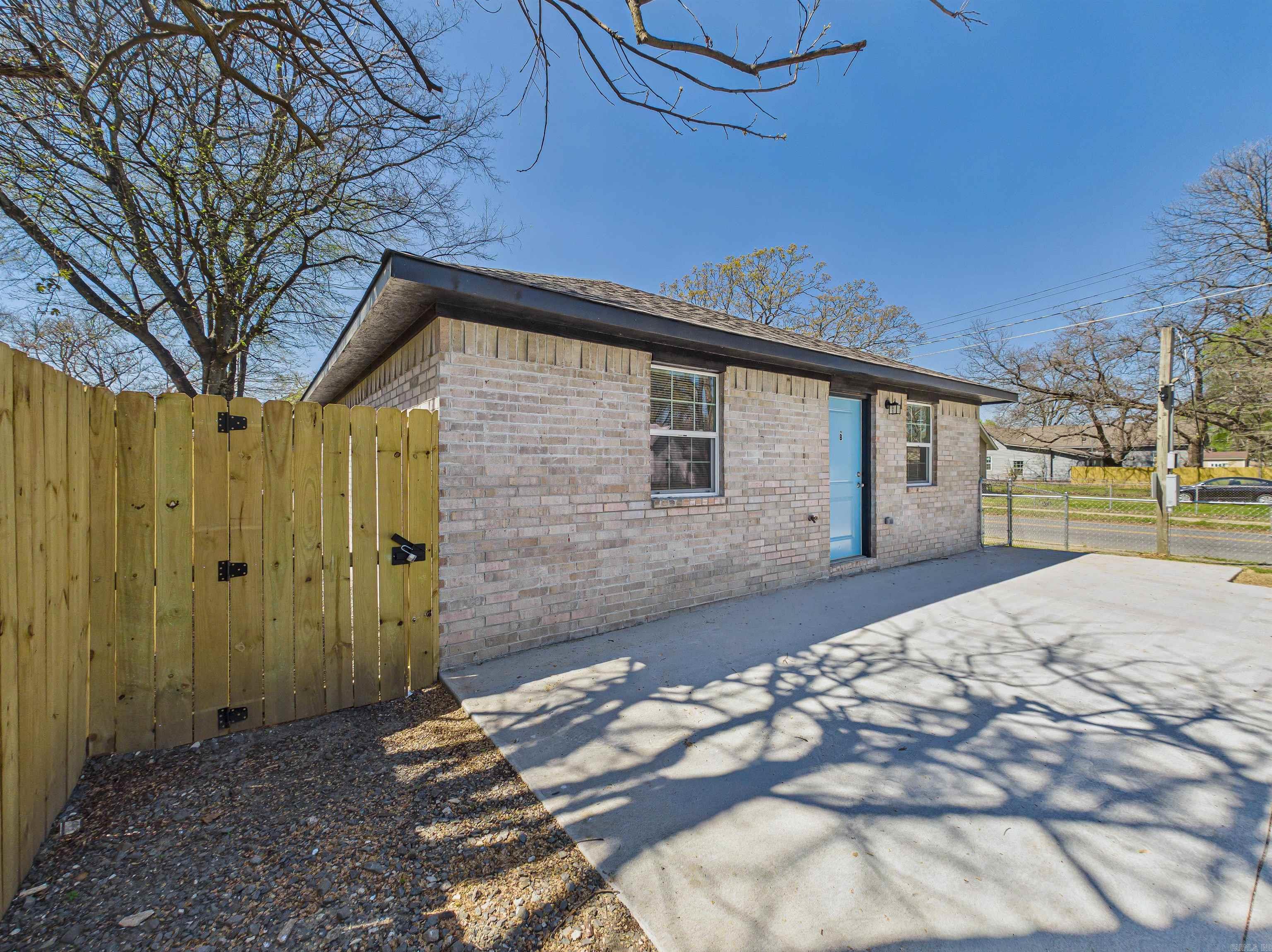 1524 Schaer Street Property Photo 25