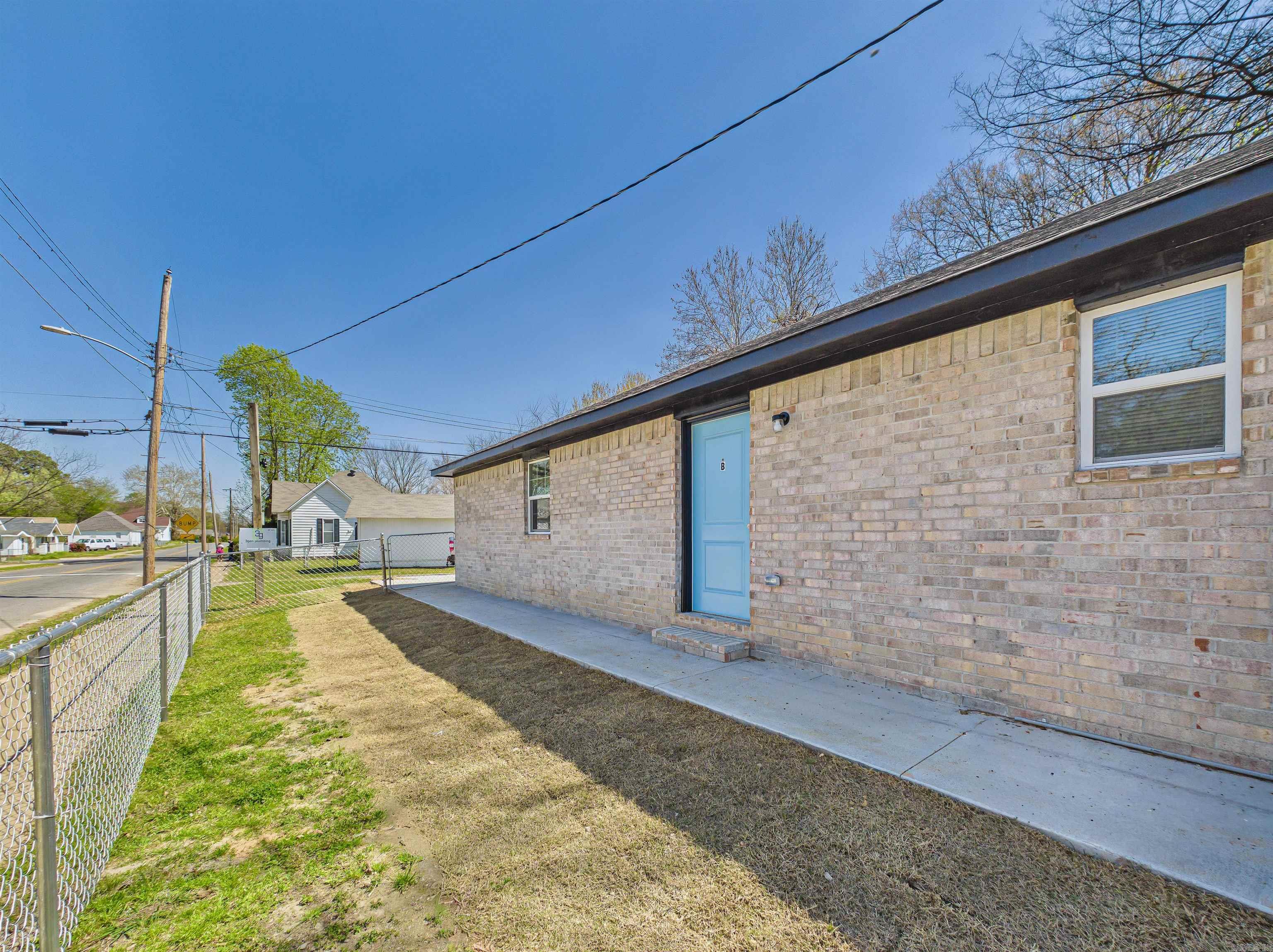 1524 Schaer Street Property Photo 28