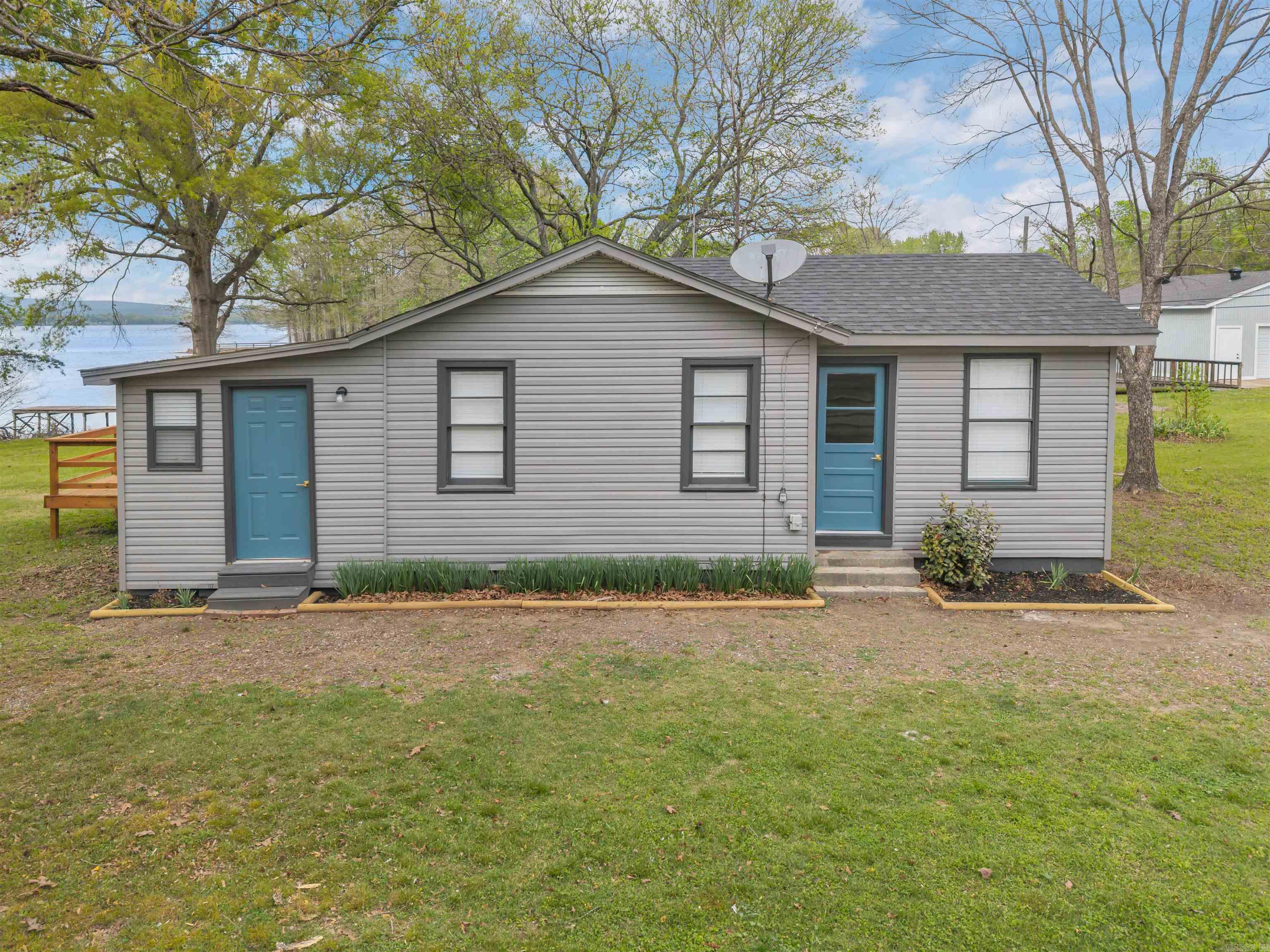 90 Mimosa Circle Property Photo 2