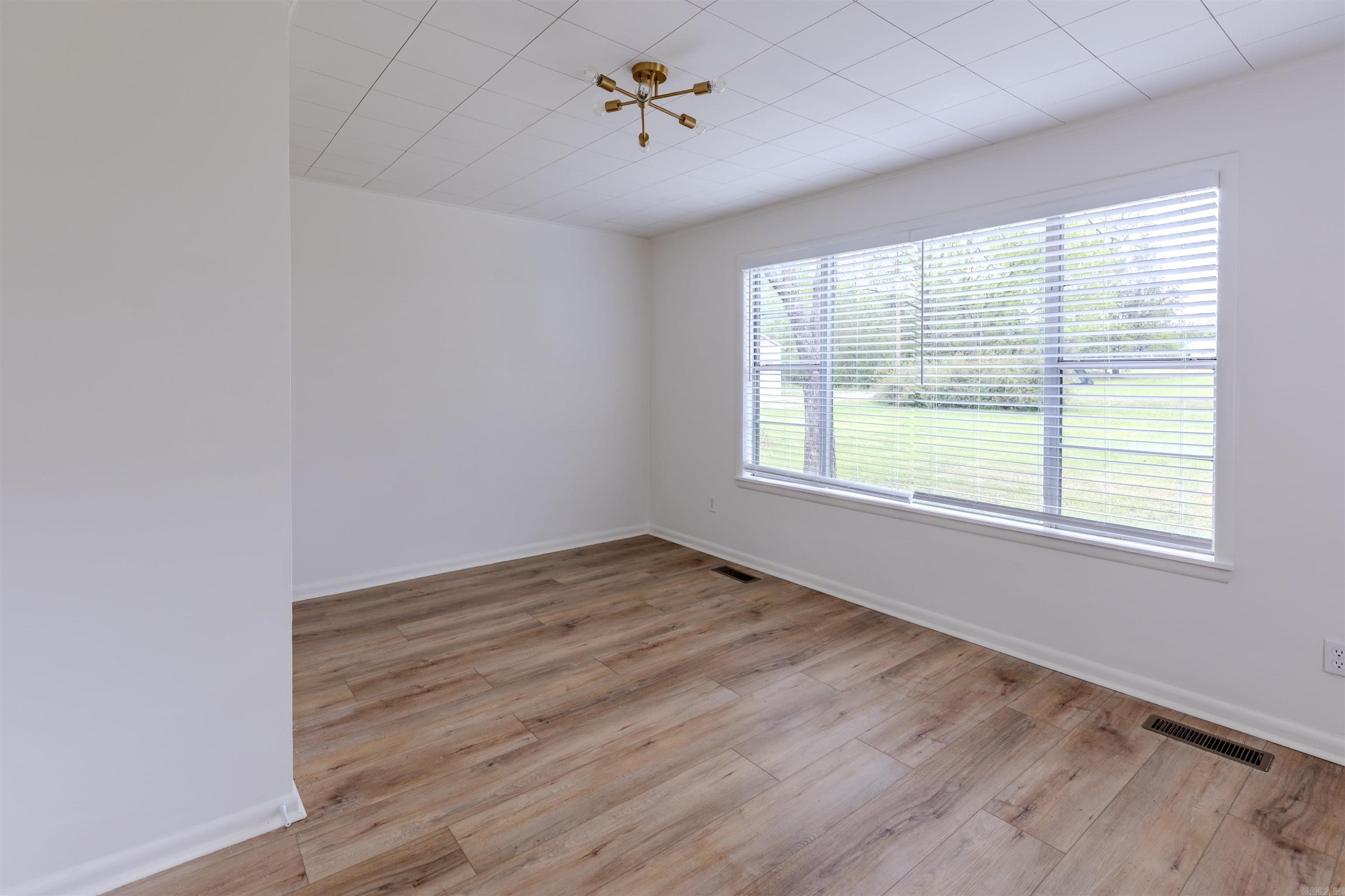 90 Mimosa Circle Property Photo 8