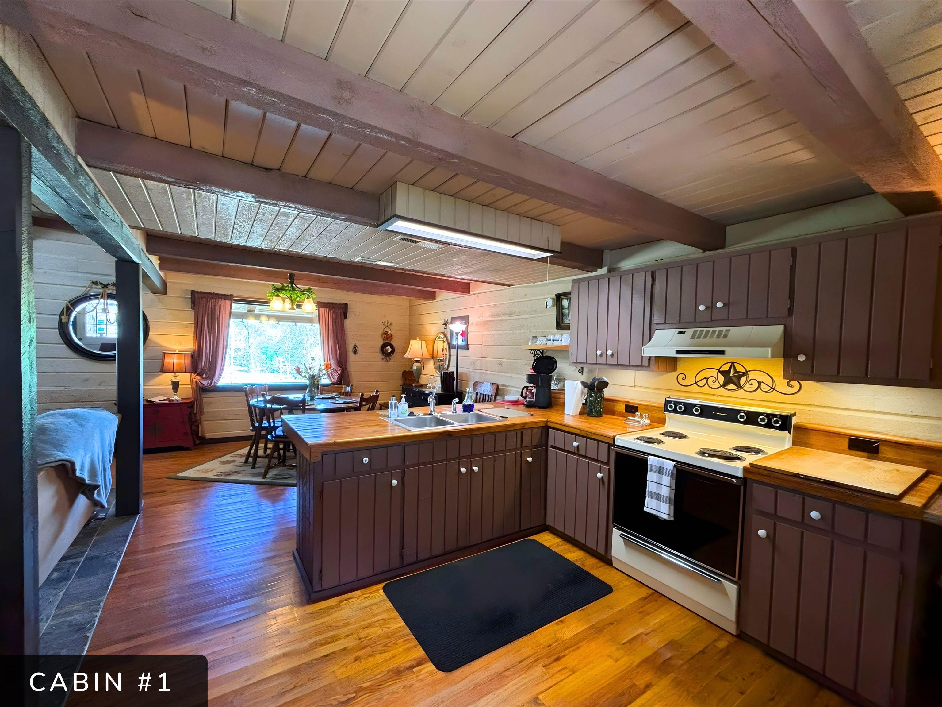 2 Star Falls Lane Property Photo 5