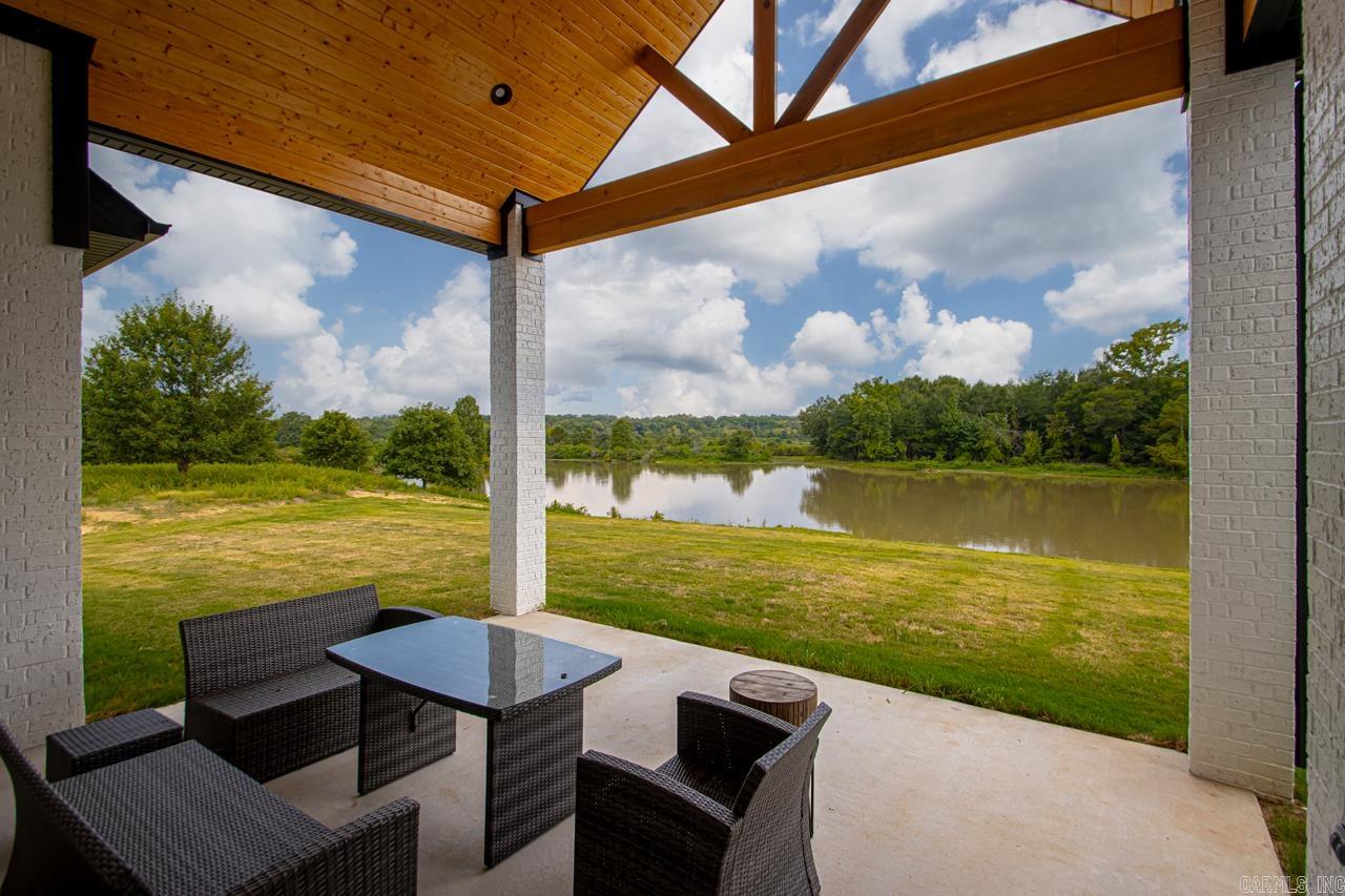 1014 Black Bass Property Photo 10