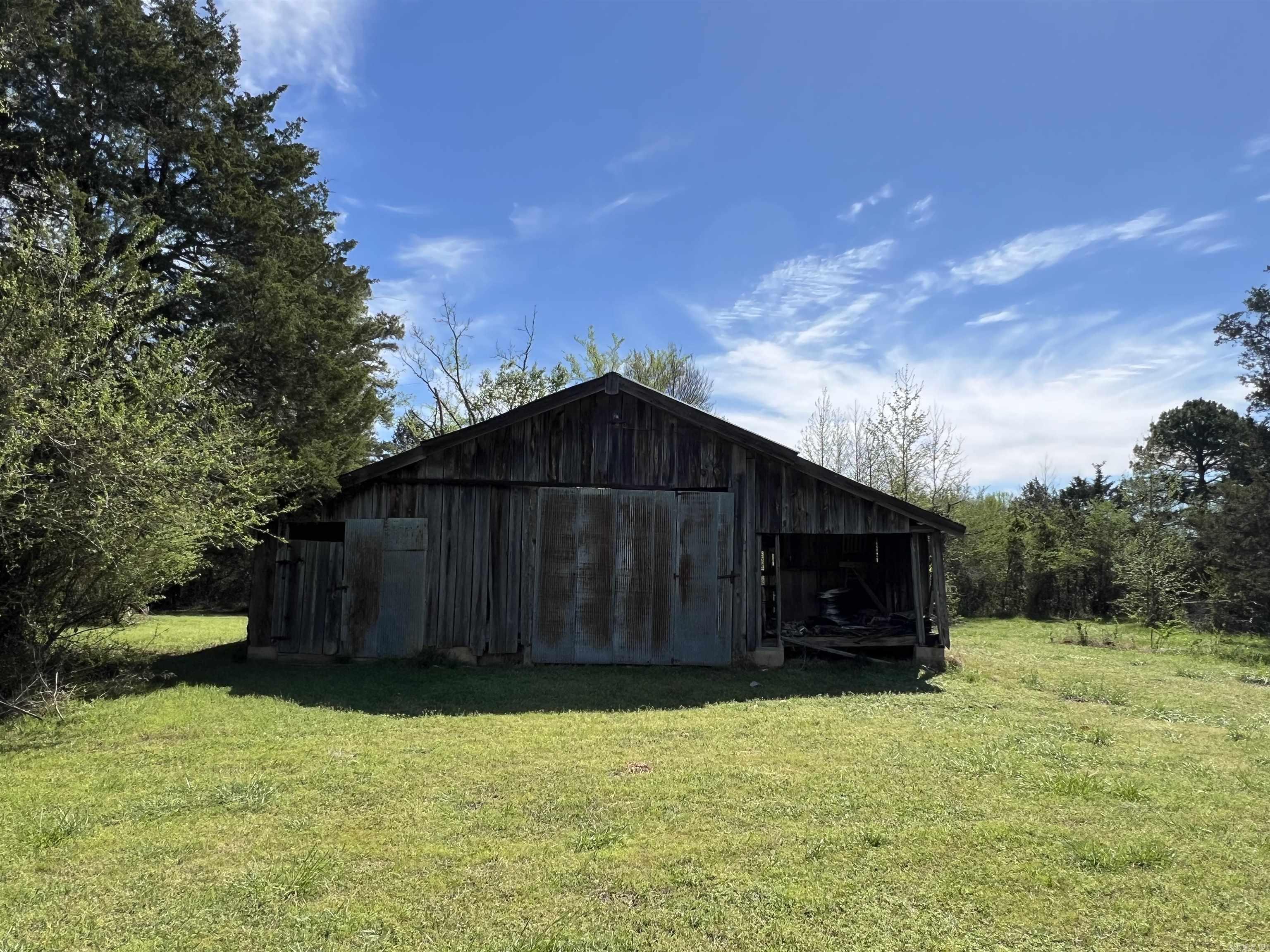 2421 Hwy 95 E Property Photo 23