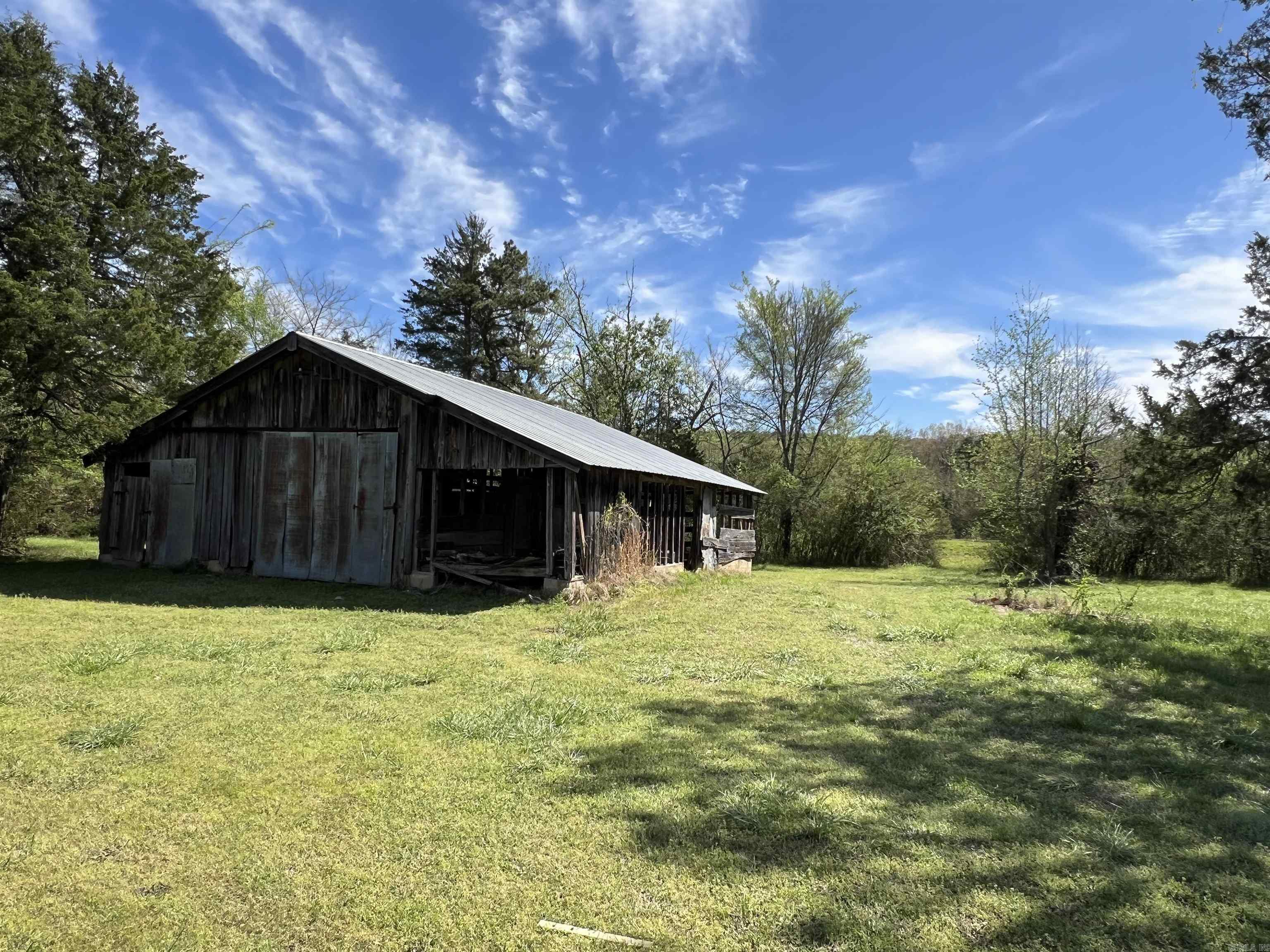 2421 Hwy 95 E Property Photo 24