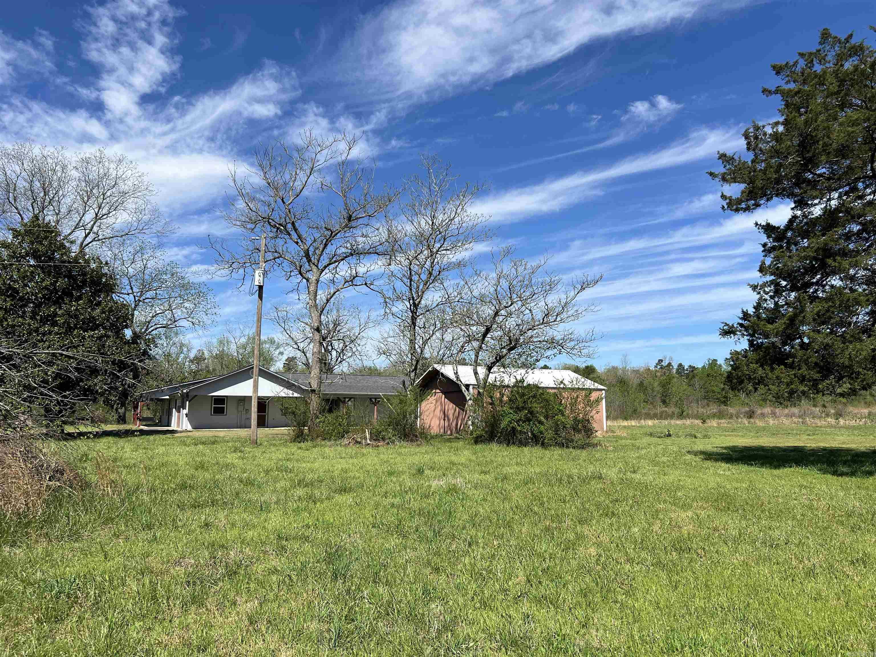 2421 Hwy 95 E Property Photo 27