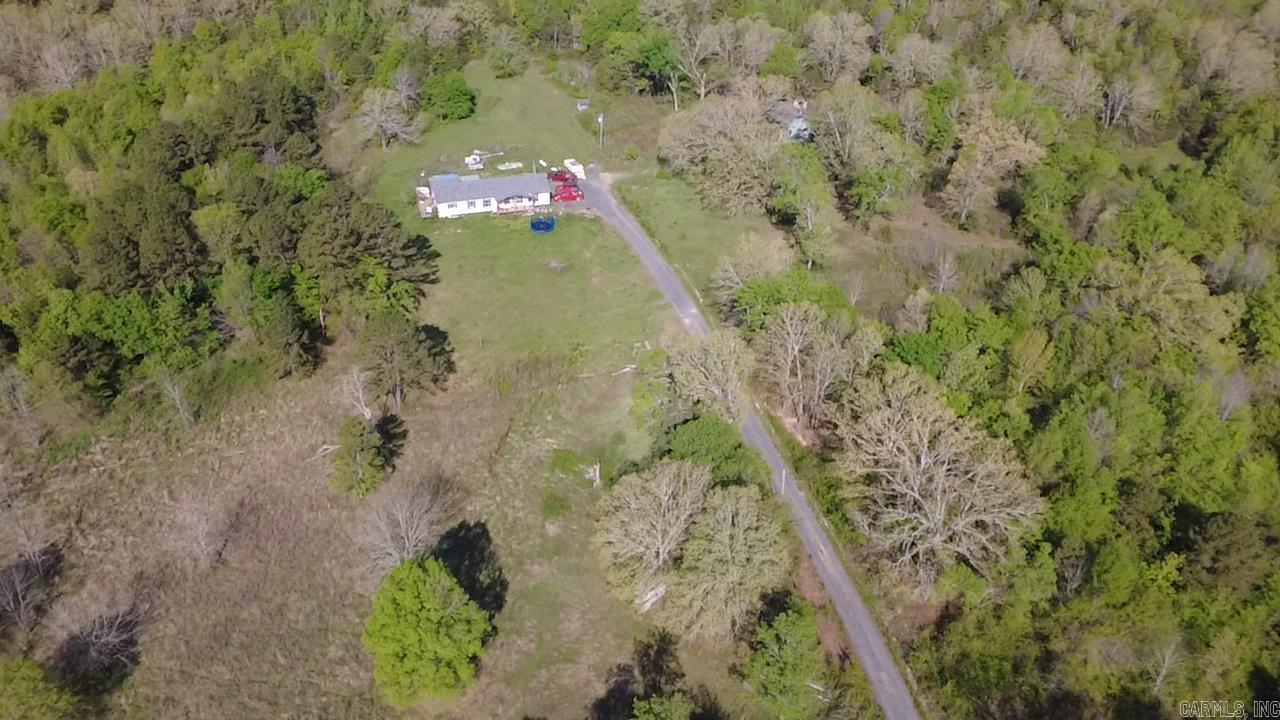 706 Old Waters Highway Property Photo 4