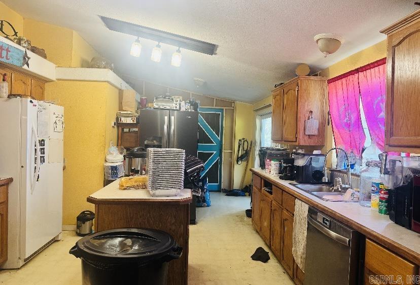 706 Old Waters Highway Property Photo 12