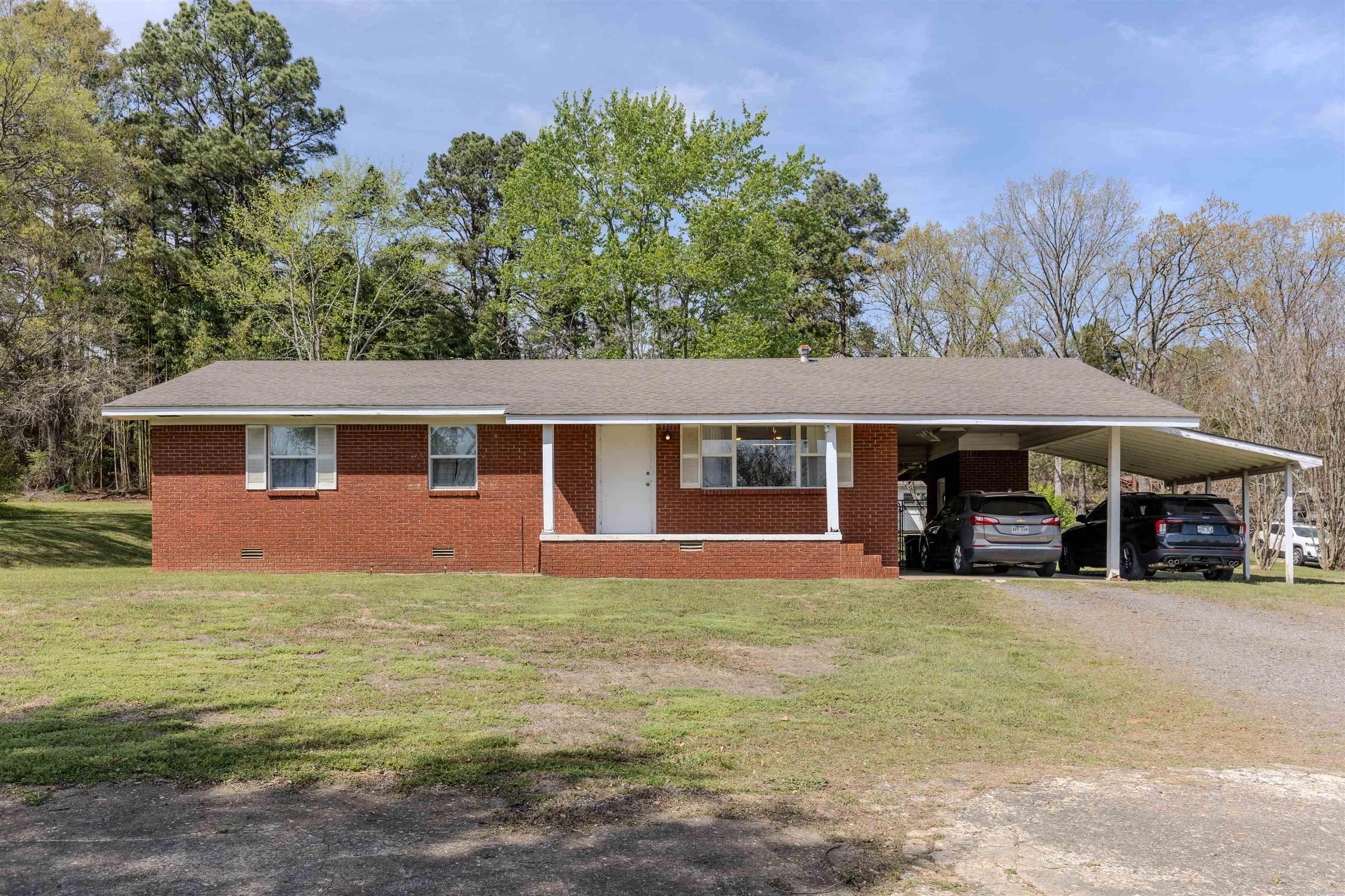 3566 Highway 60 W Property Photo 3