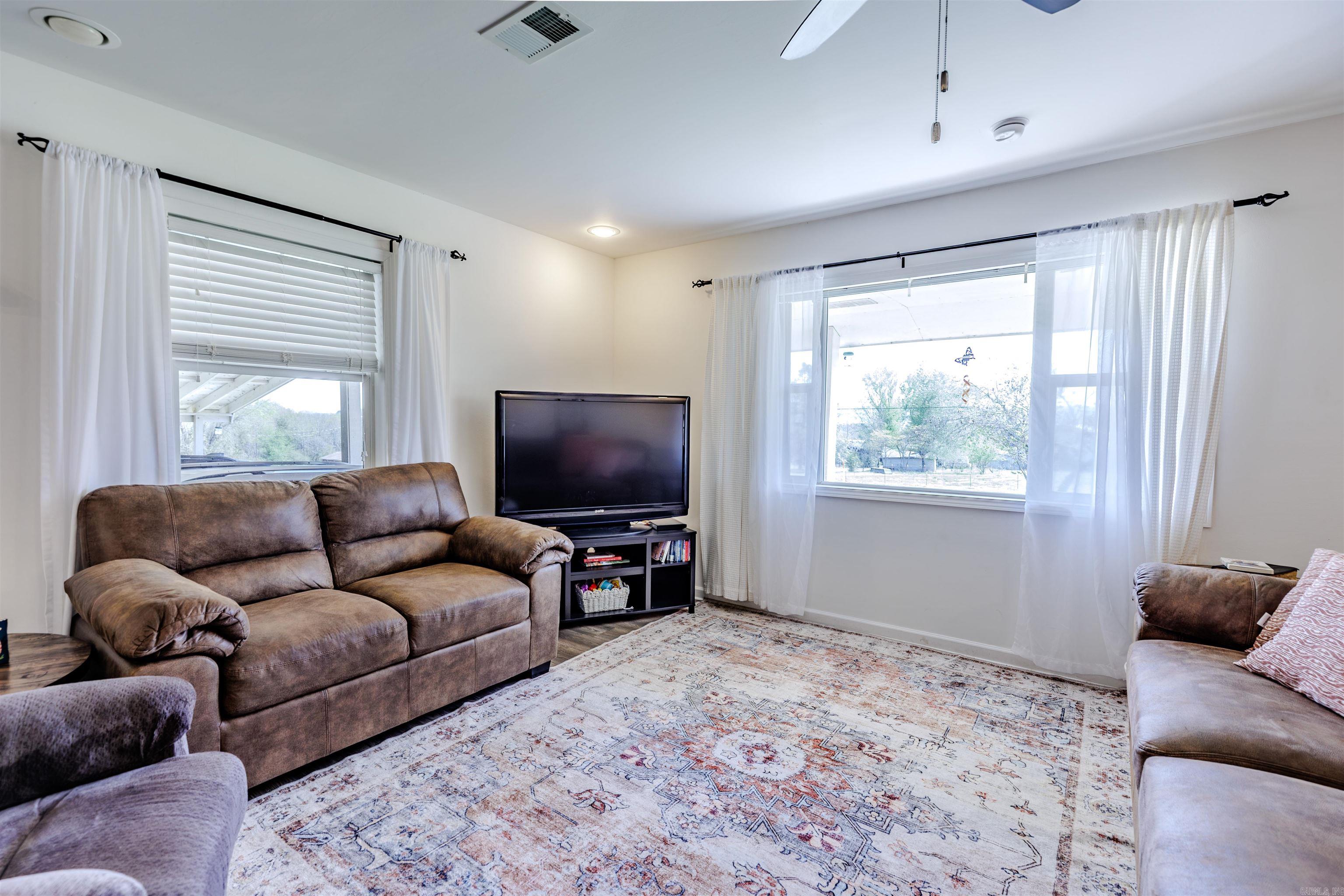 3566 Highway 60 W Property Photo 4
