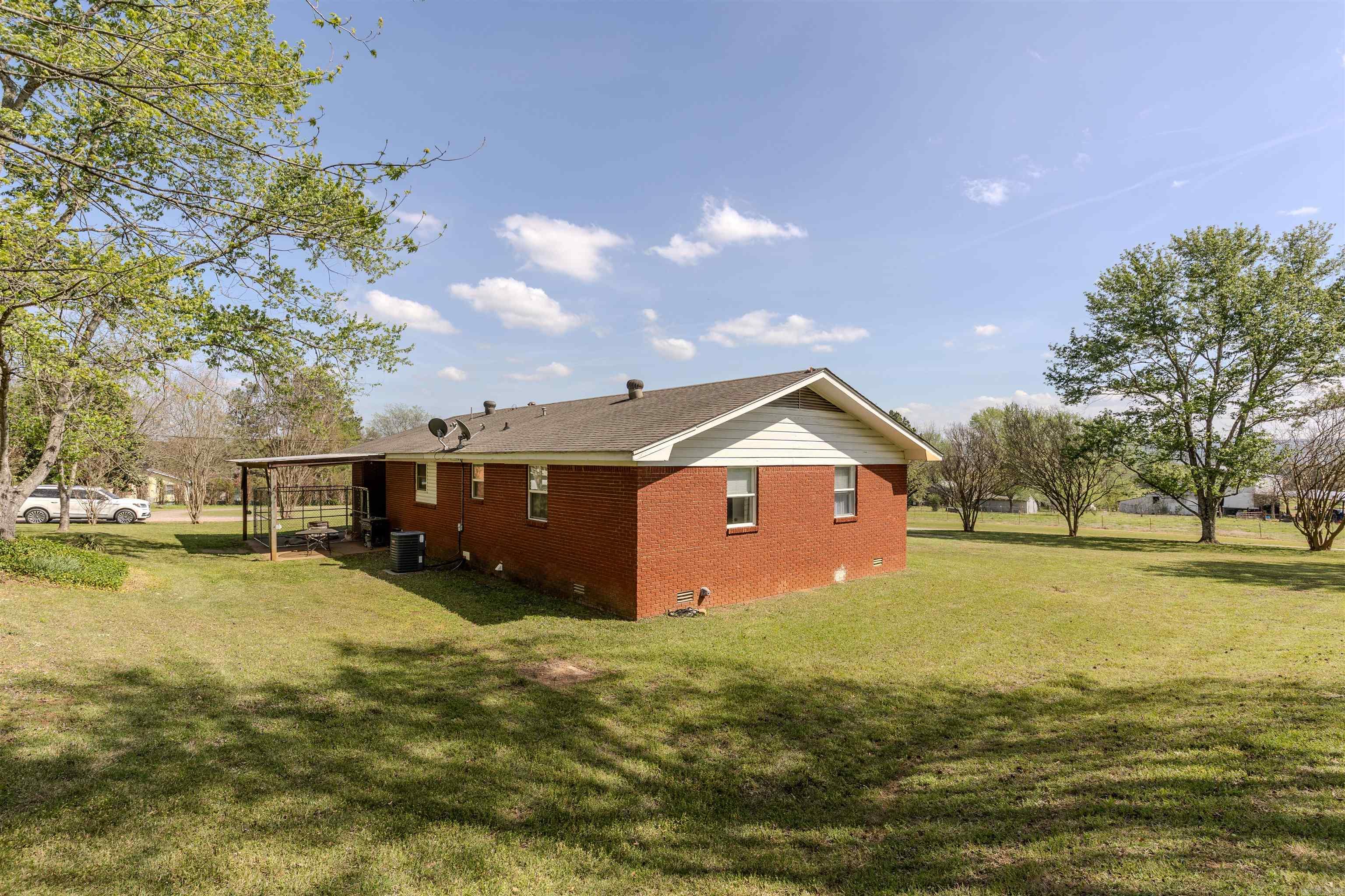 3566 Highway 60 W Property Photo 46