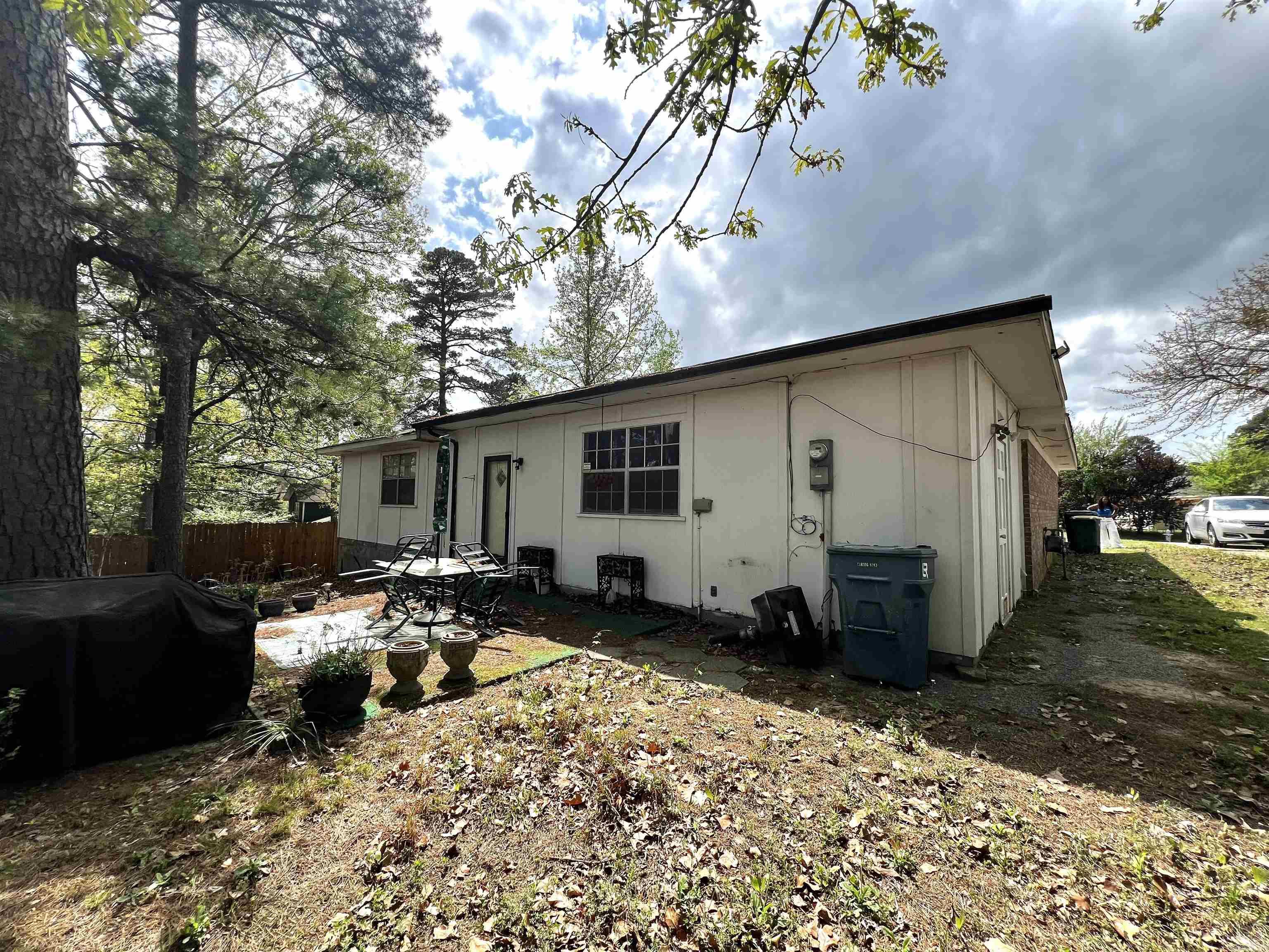 3211 Dartmouth Court Property Photo 4