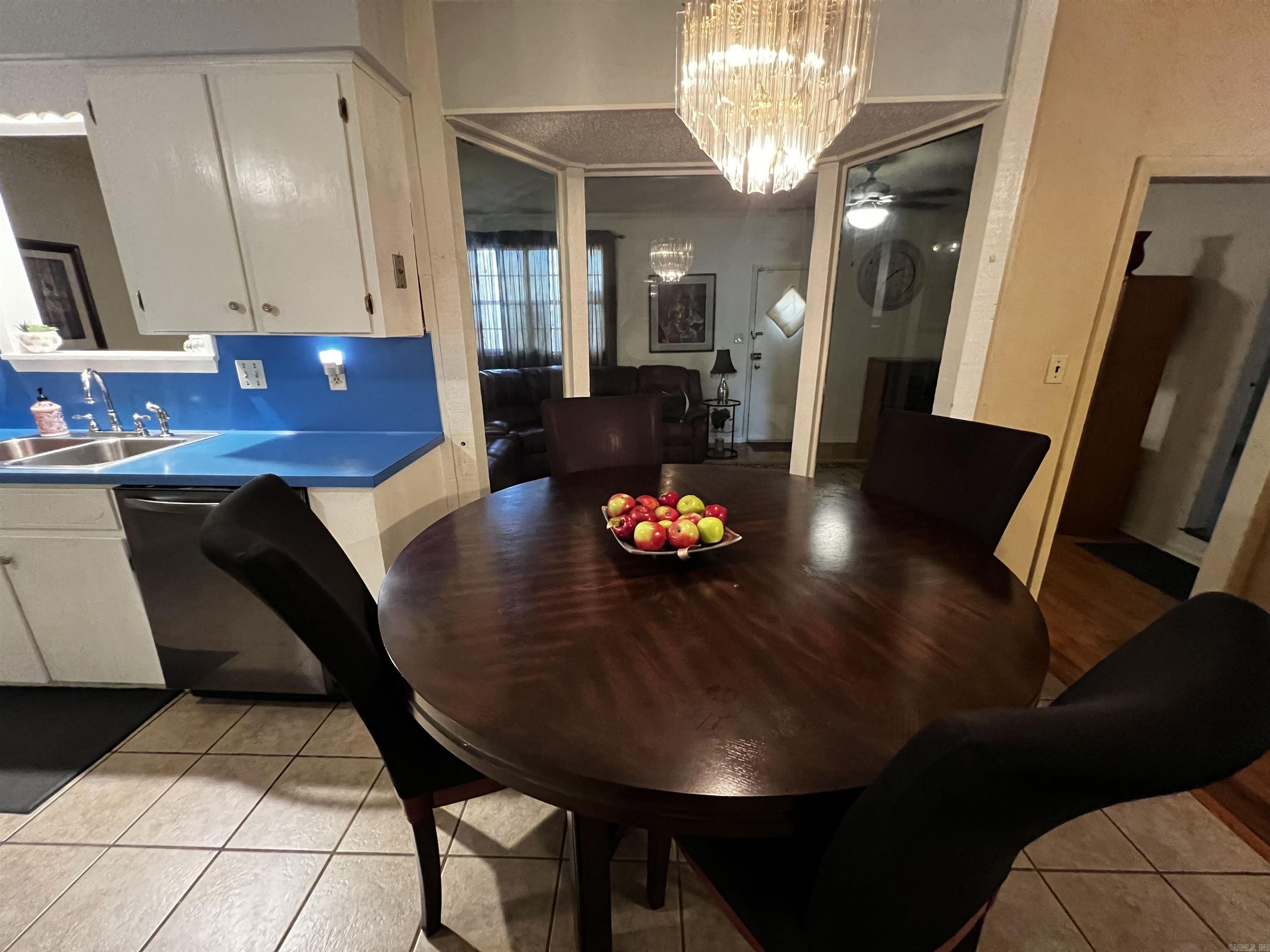3211 Dartmouth Court Property Photo 26