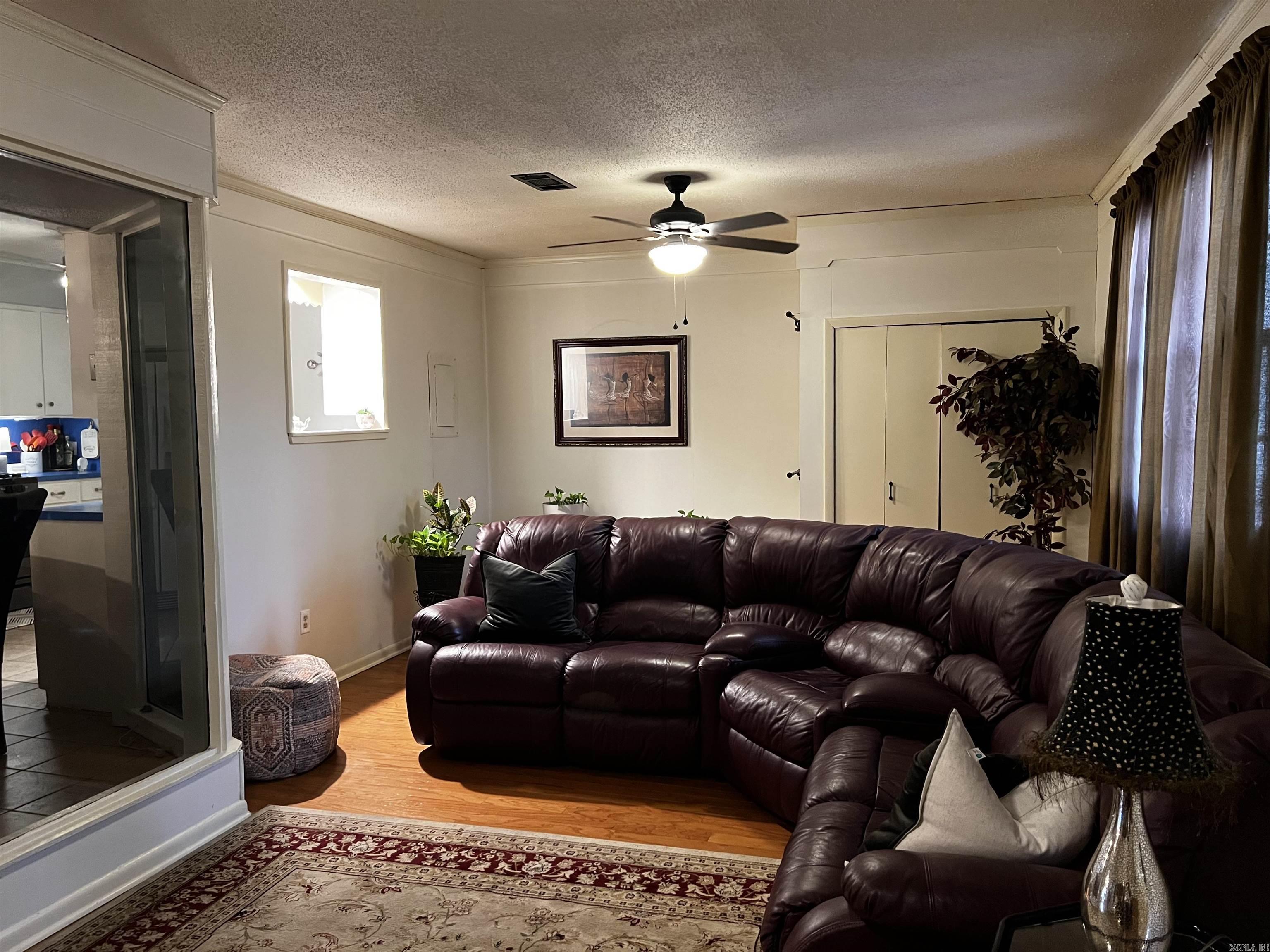 3211 Dartmouth Court Property Photo 29