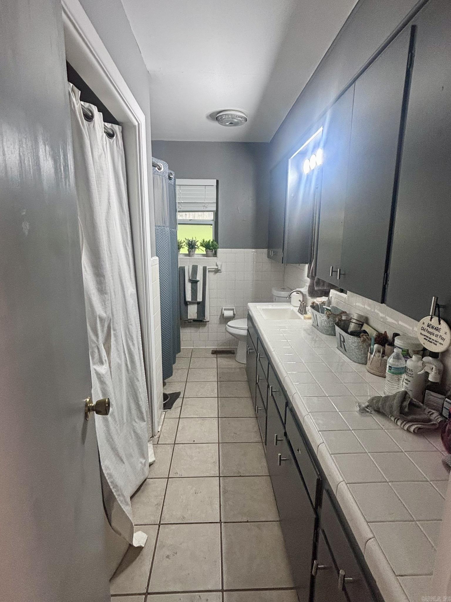 3717 Loch Lane Property Photo 18