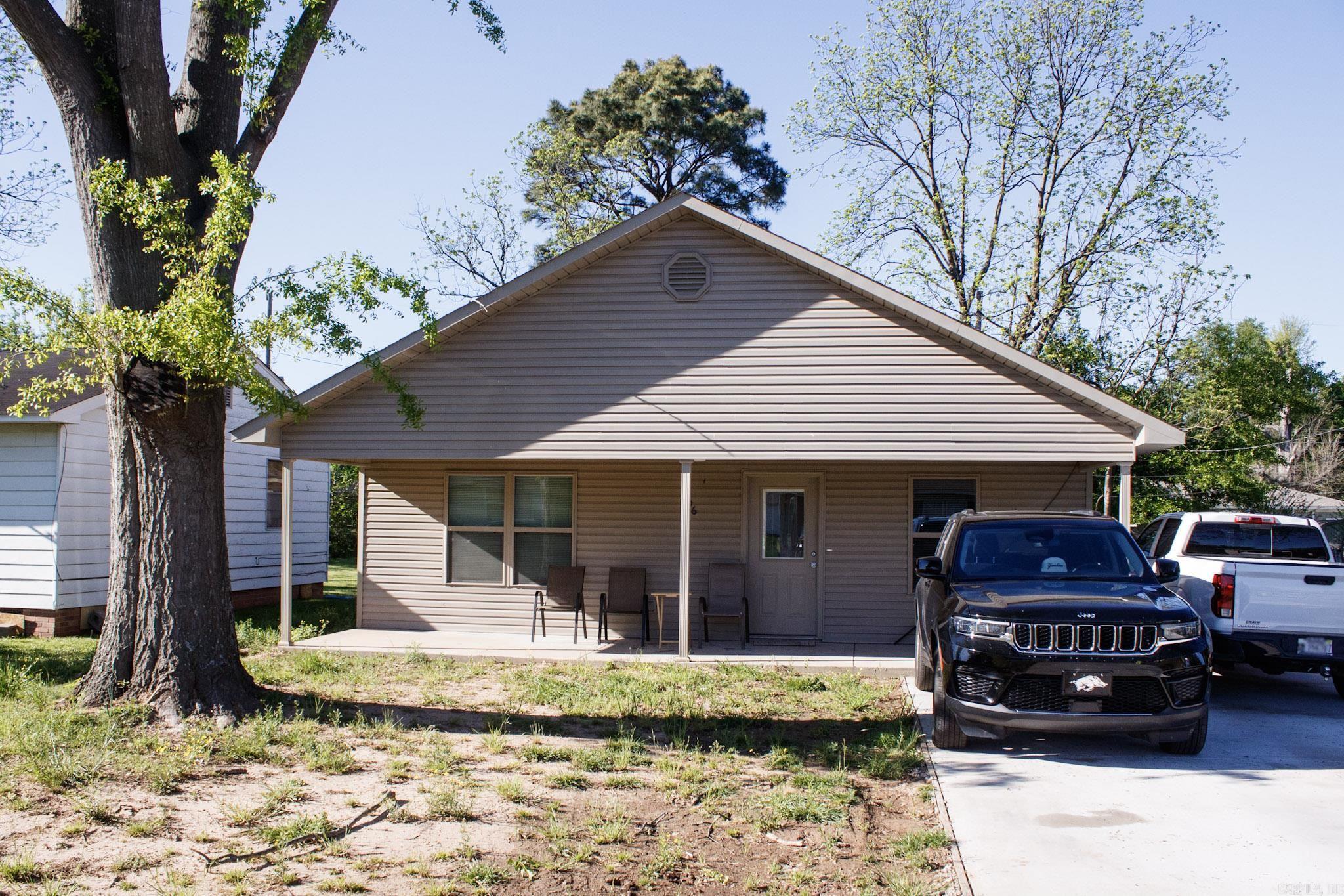 206 Deborah Street Property Photo 1