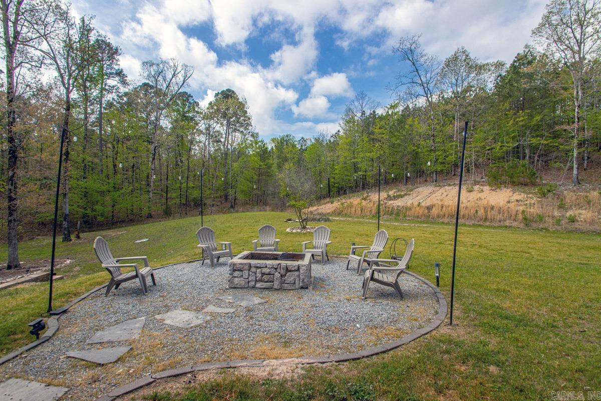 2711 Johnson Ln Property Photo 33
