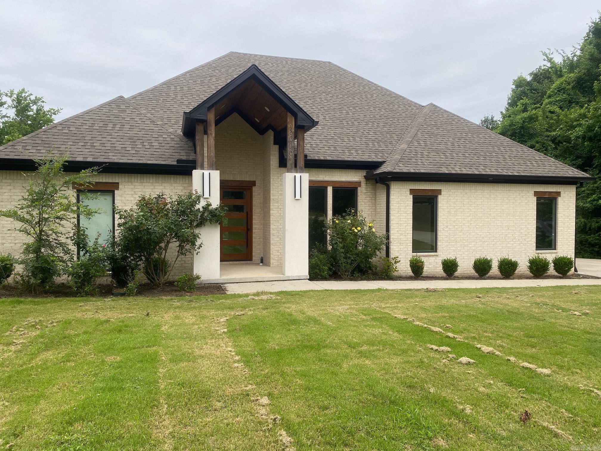 8616 Congo Road Property Photo 1