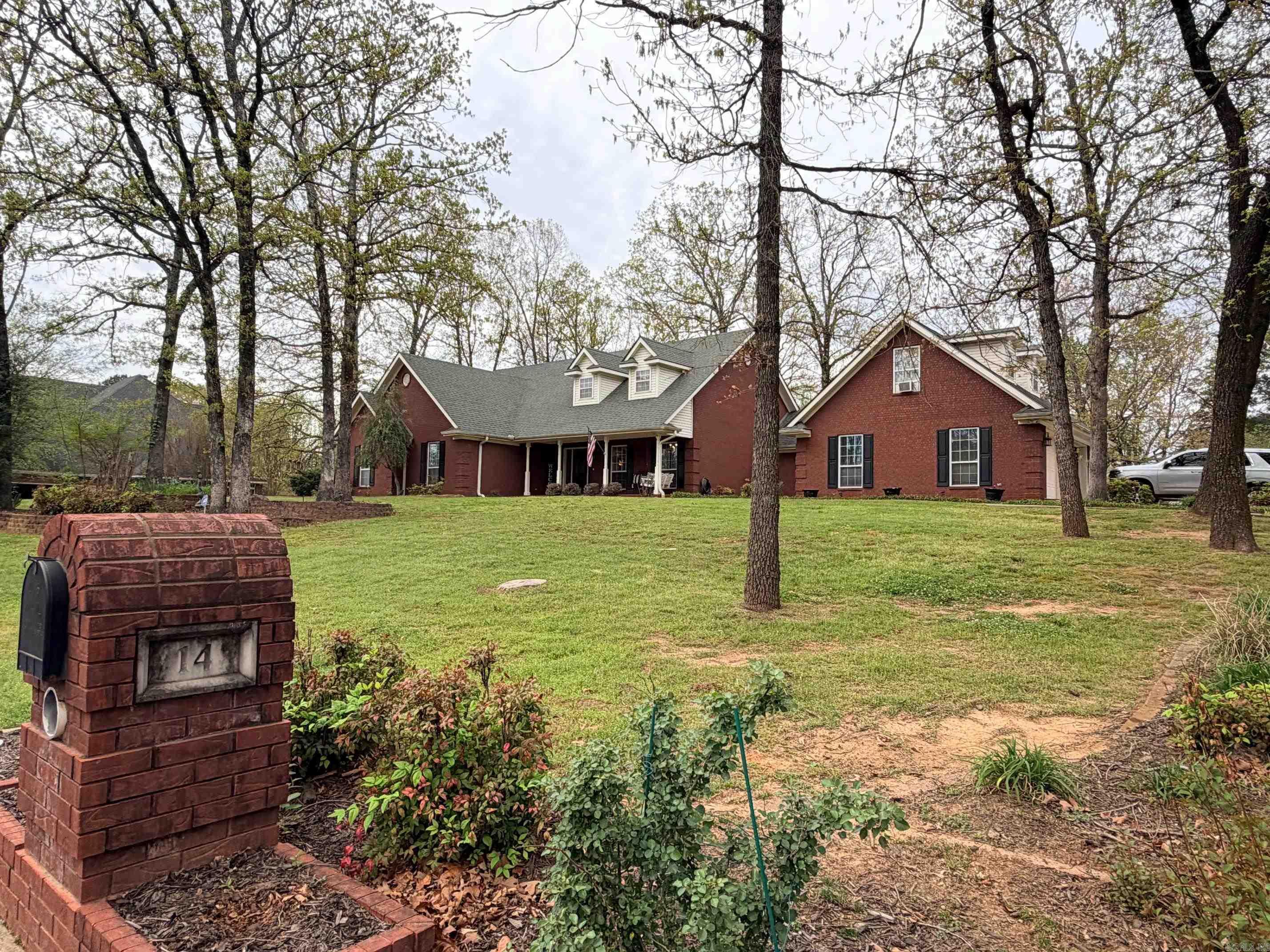14 Jamie Lane Property Photo 1