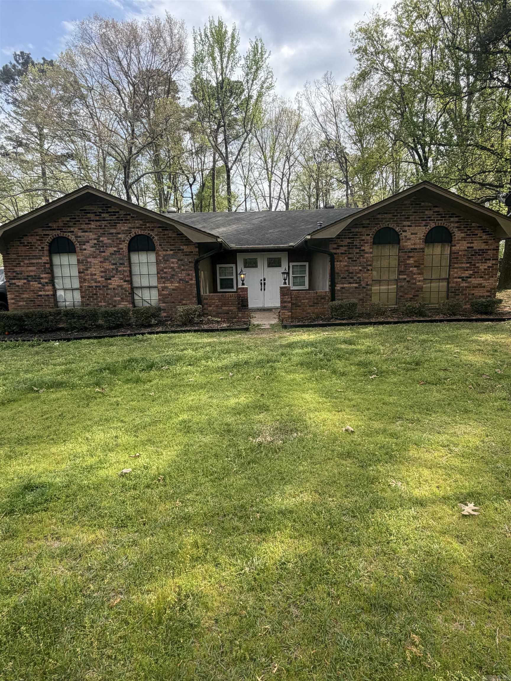 6302 Granada Trail Property Photo 1