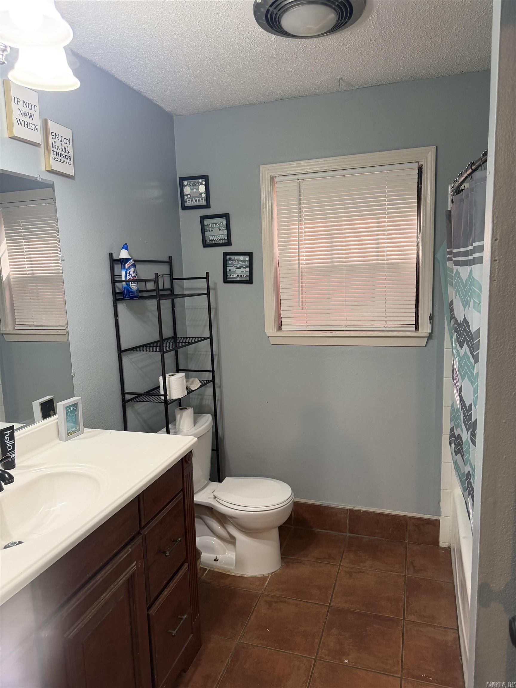 6302 Granada Trail Property Photo 5