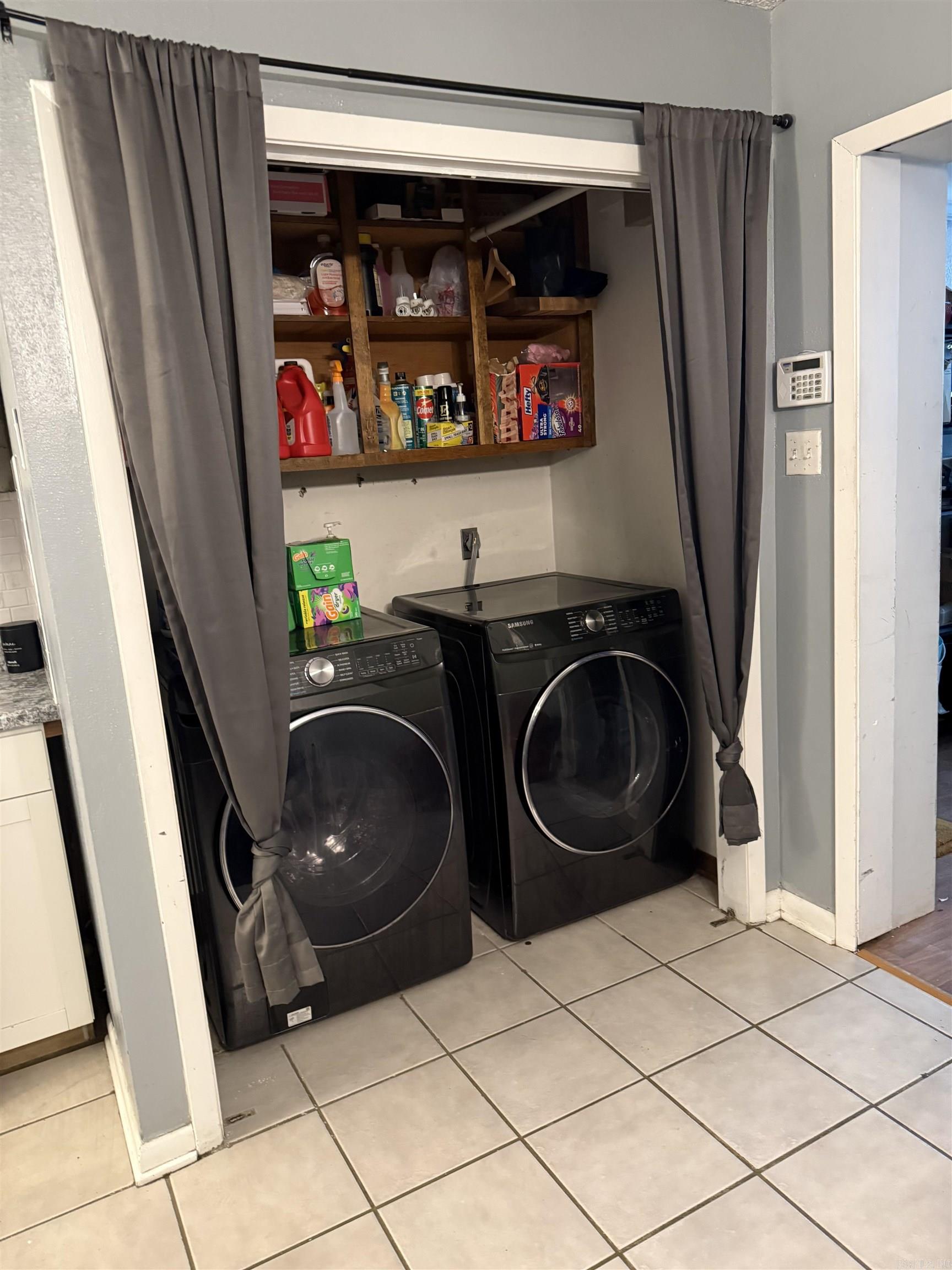6302 Granada Trail Property Photo 10