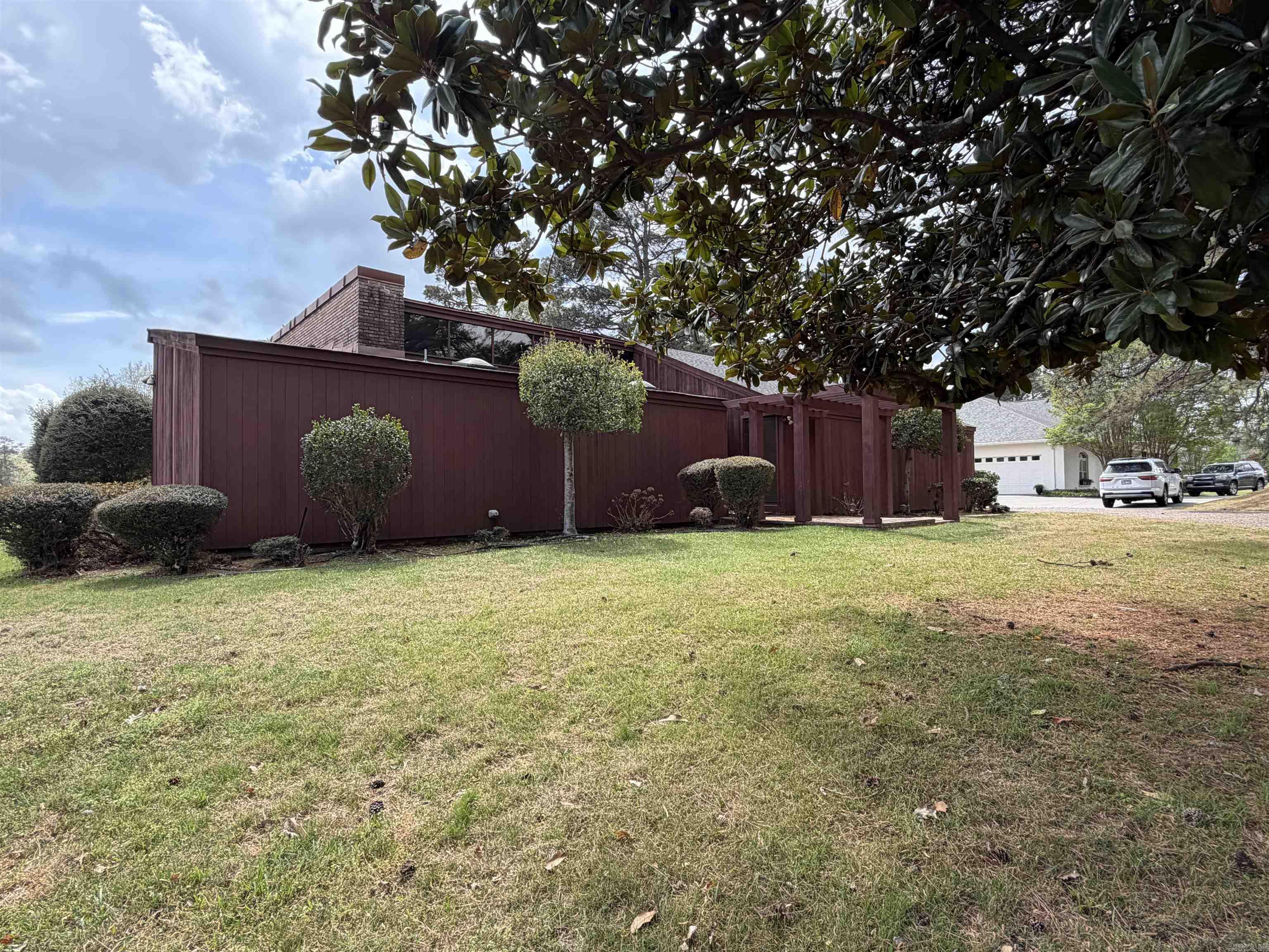 1206 W 46th Property Photo 6