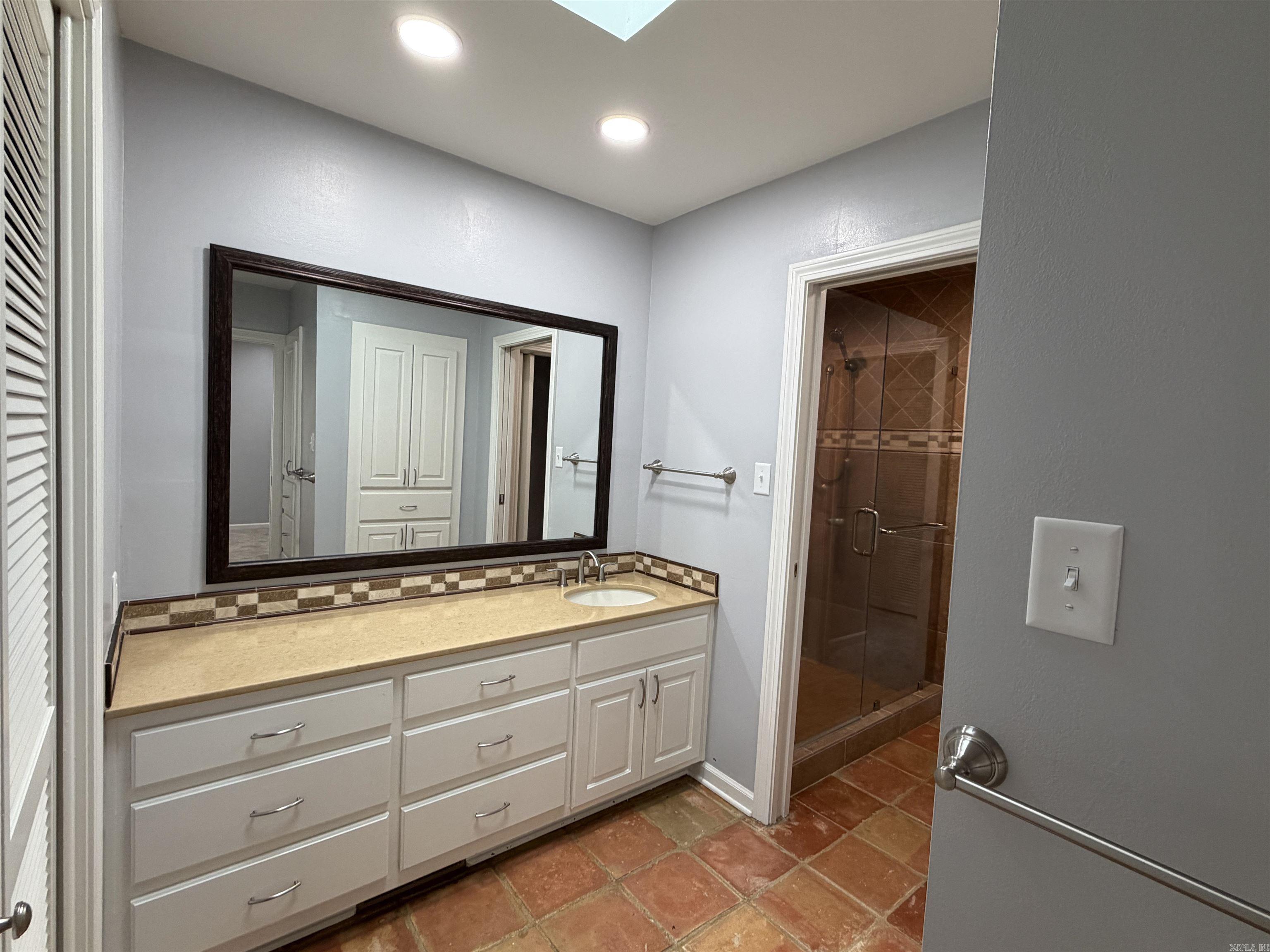 1206 W 46th Property Photo 30