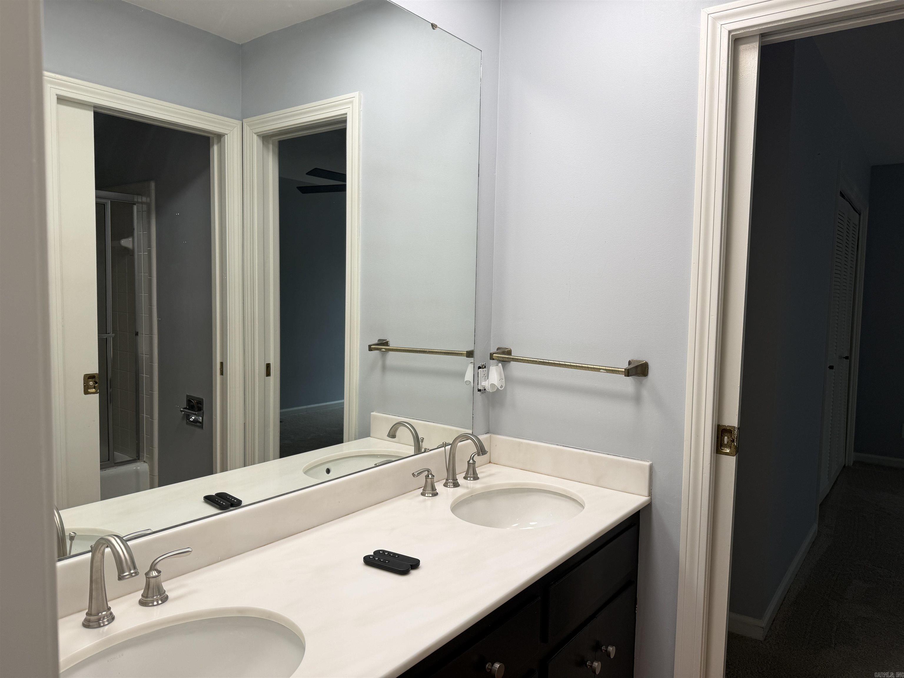 1206 W 46th Property Photo 37