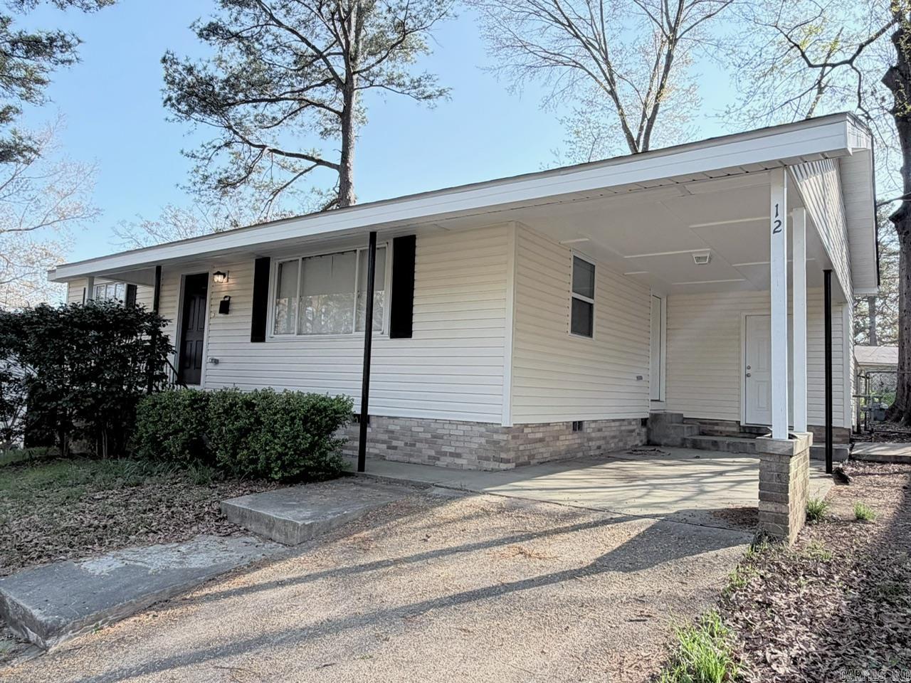 12 Purdue Circle Property Photo 1