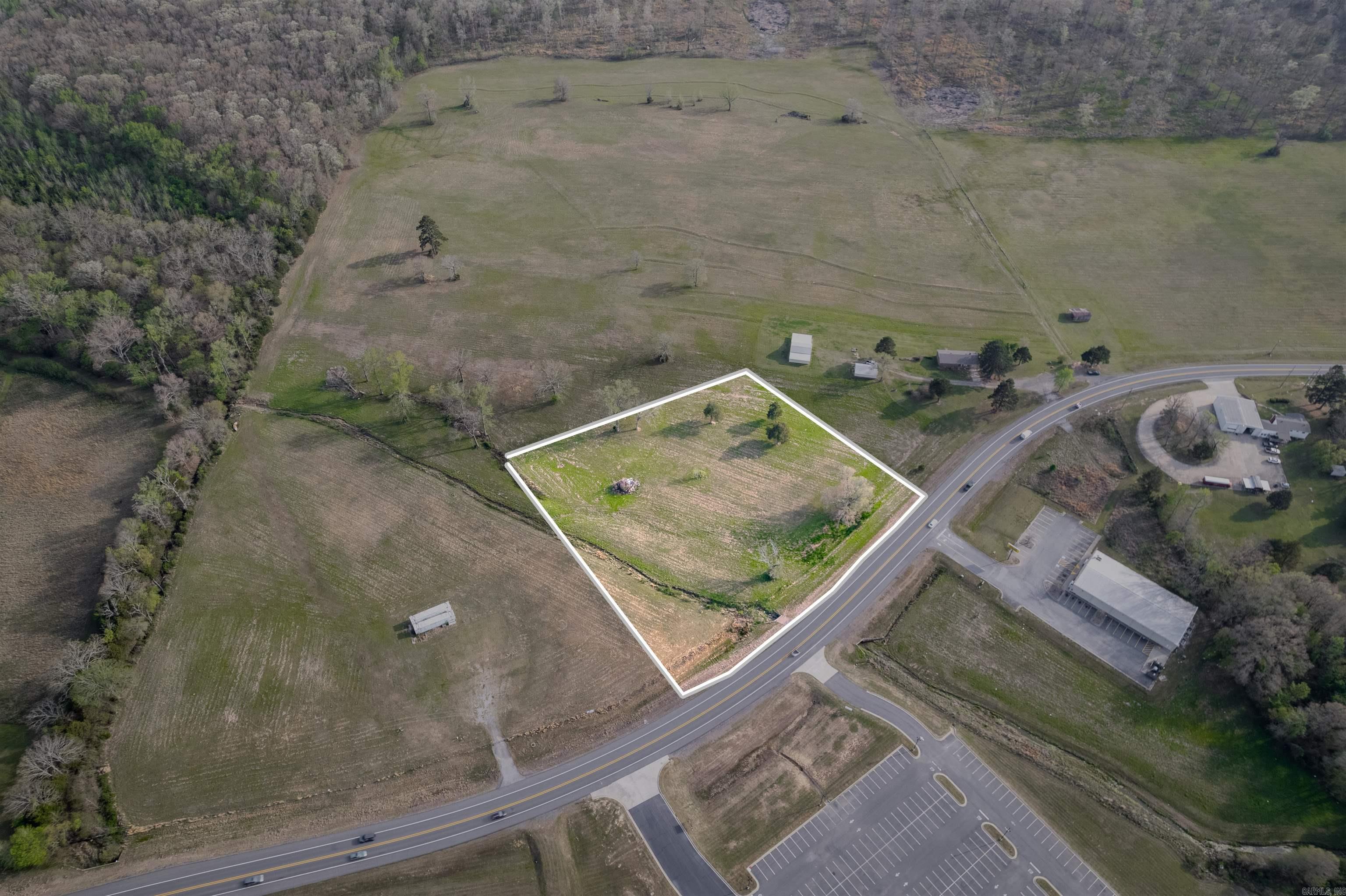 6 W Main Street Property Photo 1