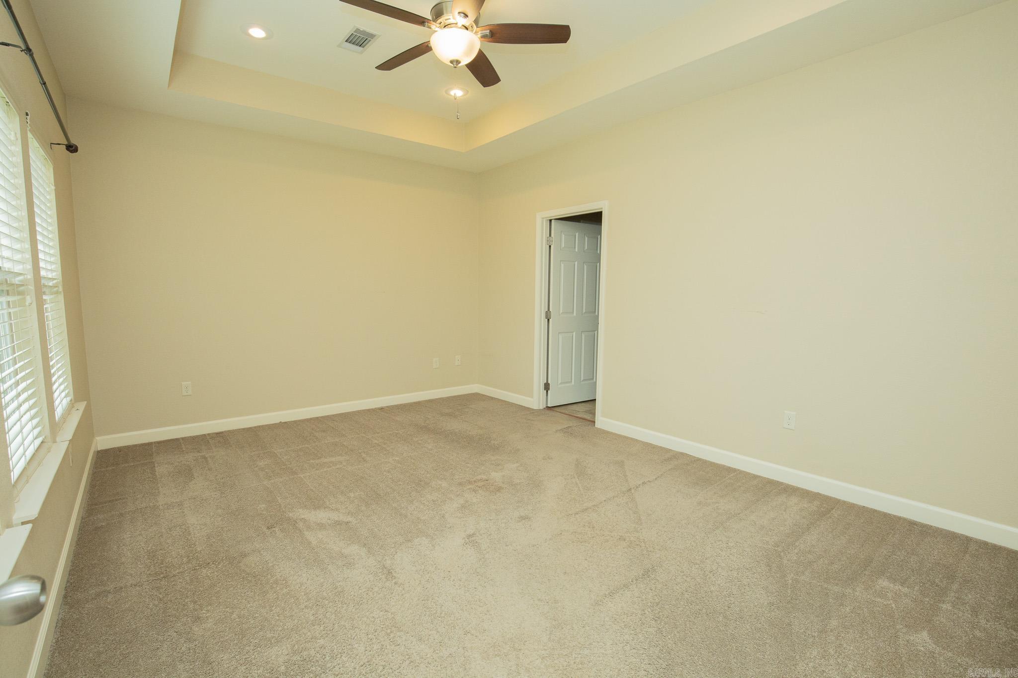 1090 Whispering Oak Property Photo 19