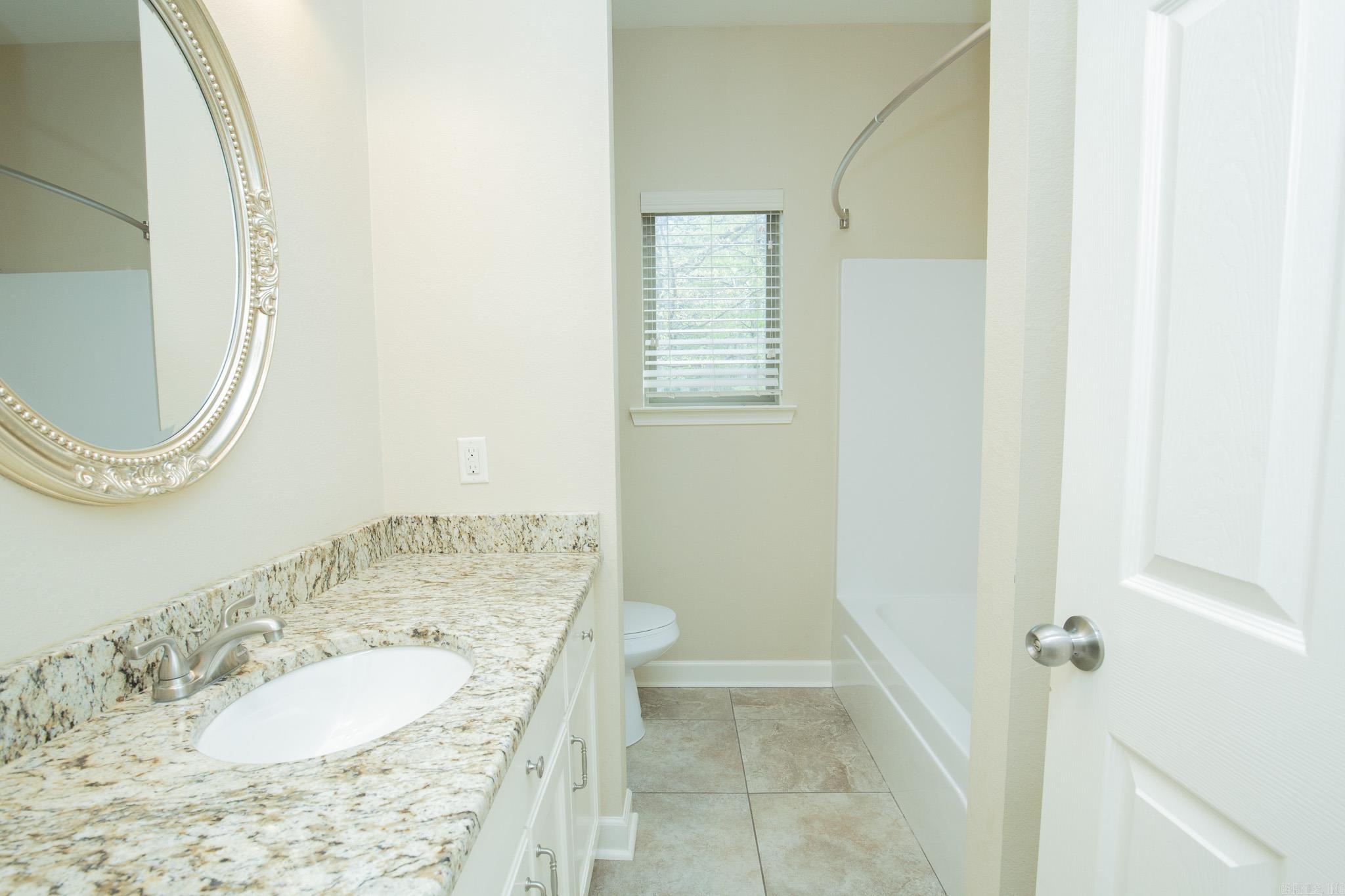 1090 Whispering Oak Property Photo 25