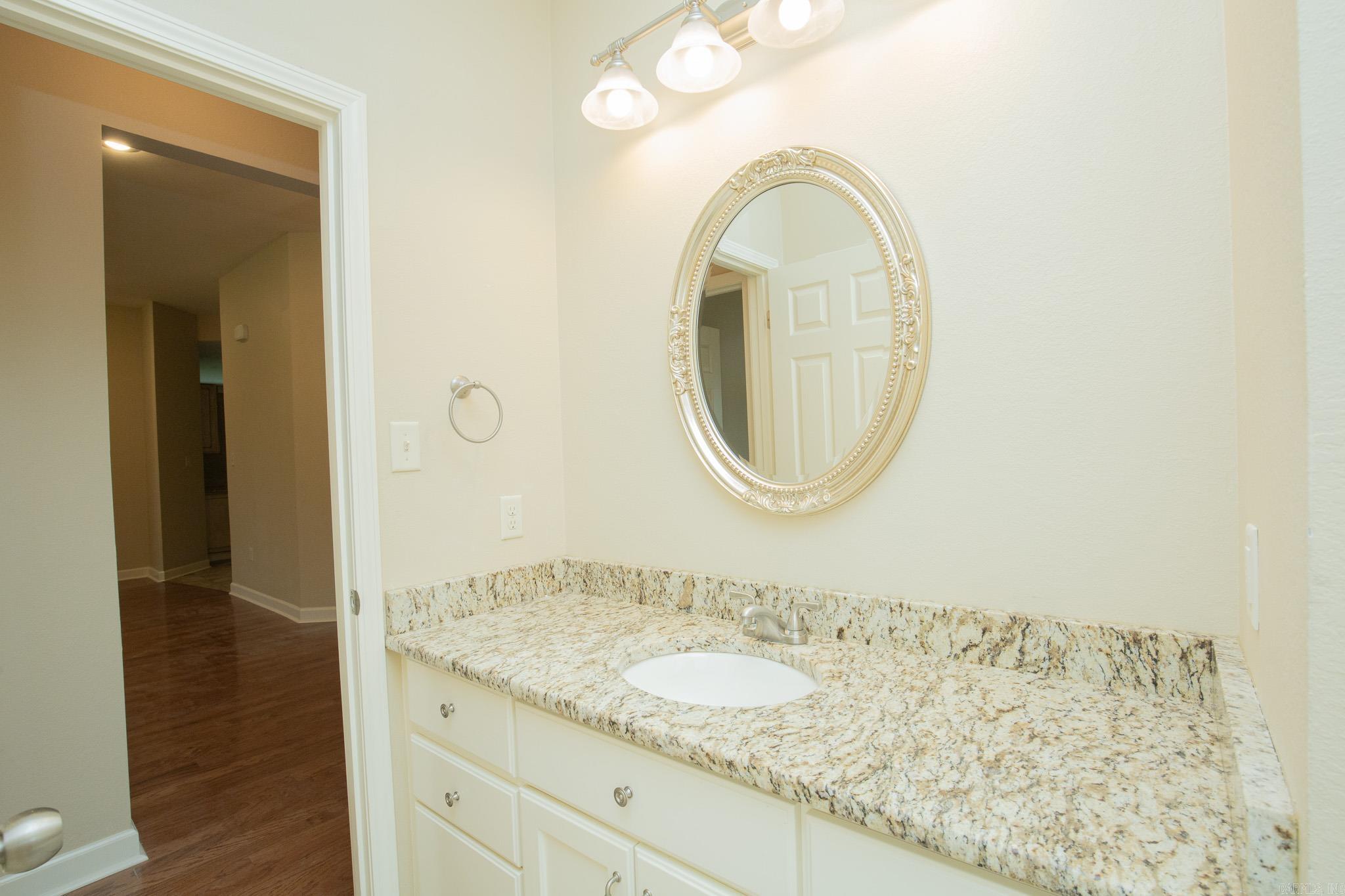 1090 Whispering Oak Property Photo 26