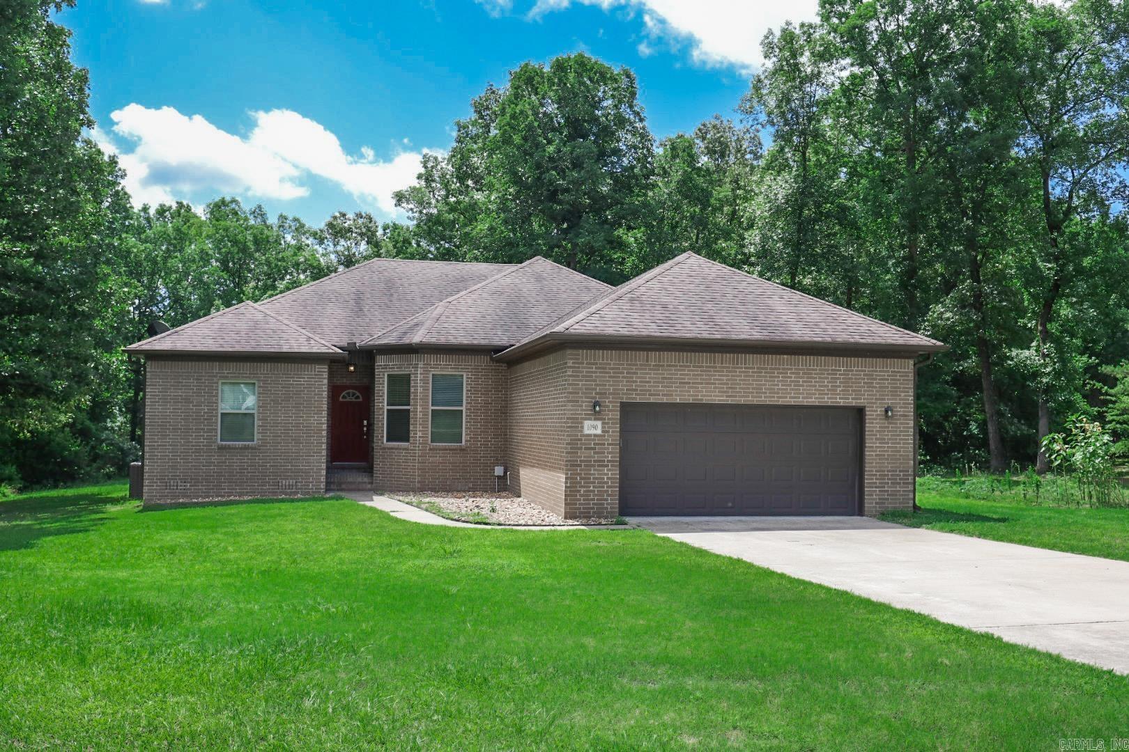 1090 Whispering Oak Property Photo 35