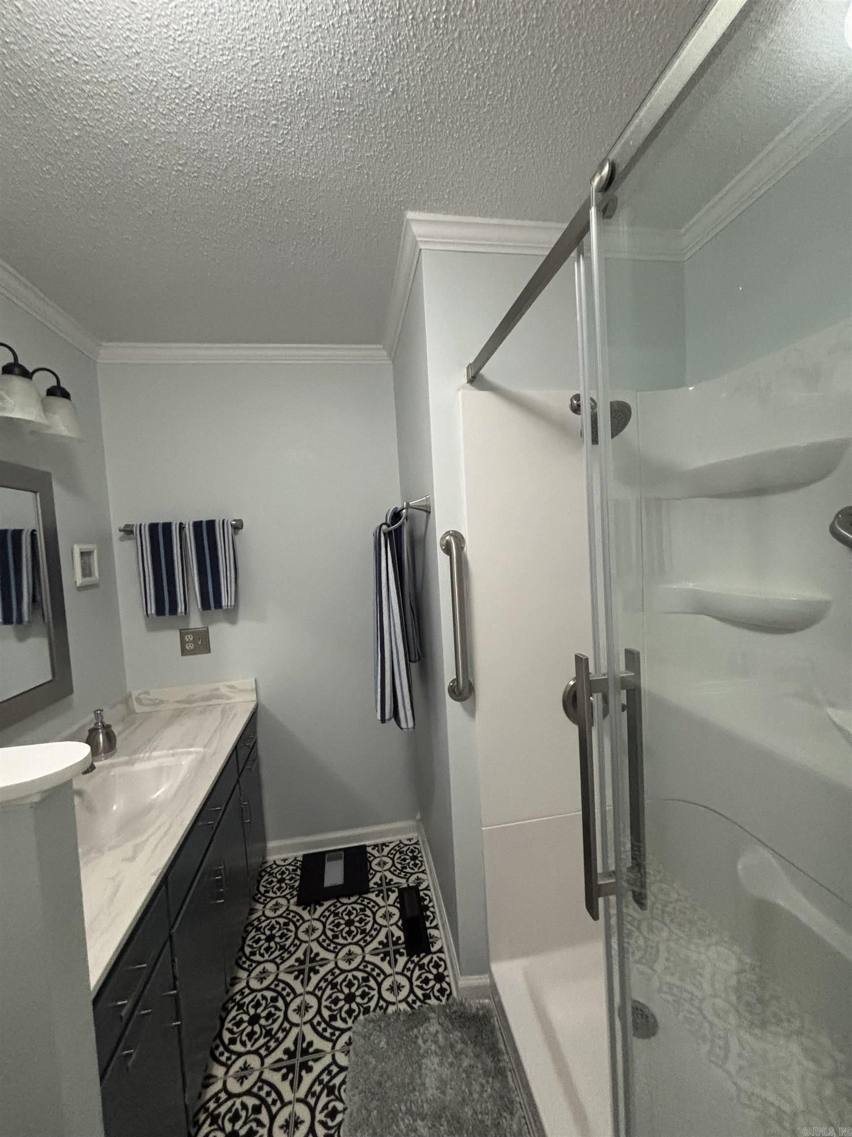 1410 W Main Property Photo 9