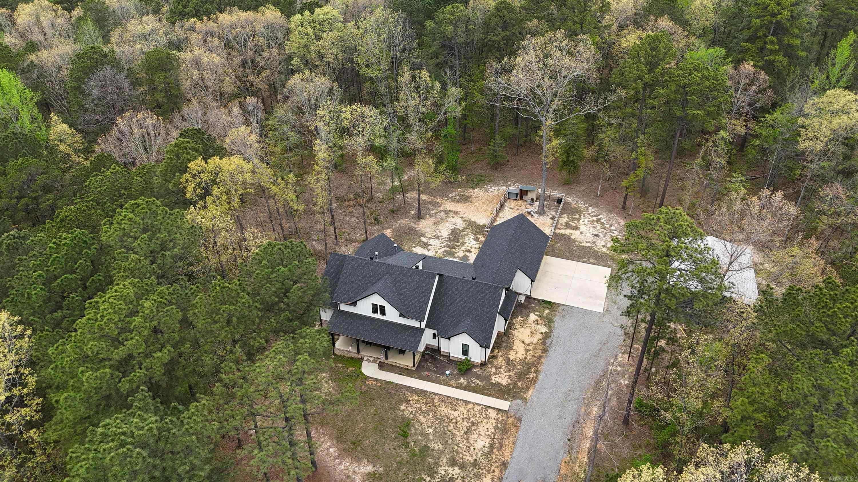 631 Zoa Way Property Photo 3