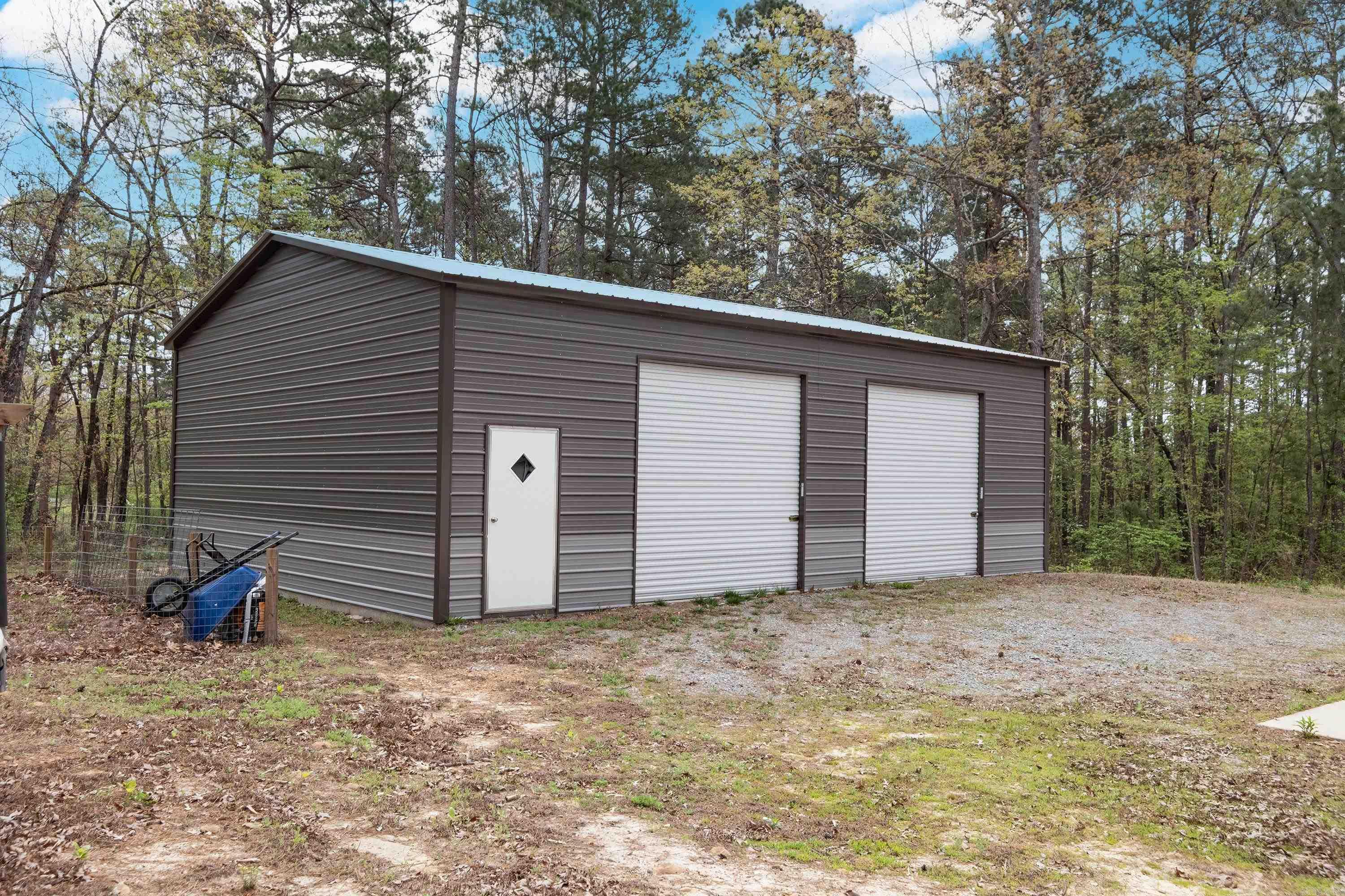 631 Zoa Way Property Photo 4