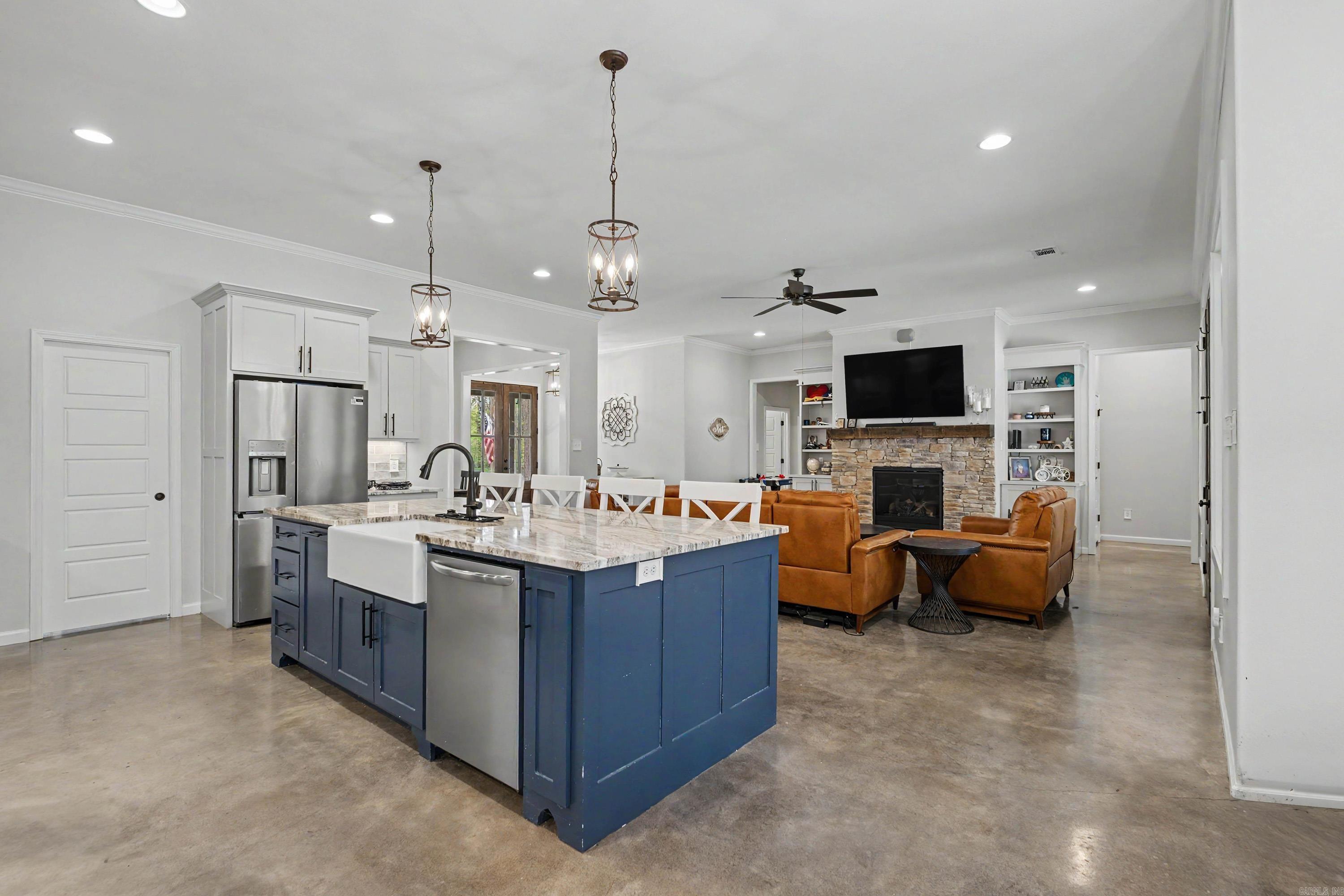 631 Zoa Way Property Photo 14