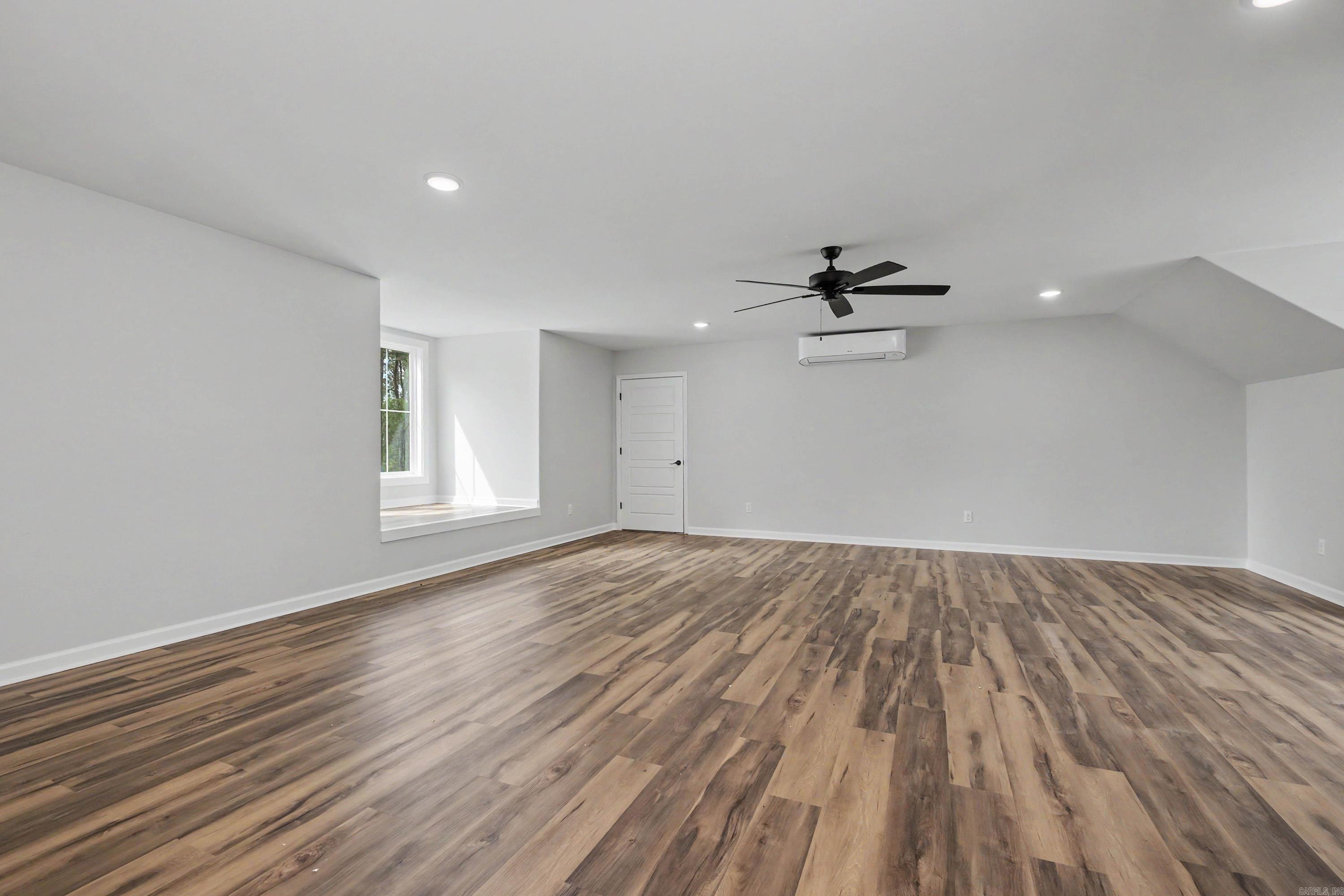 631 Zoa Way Property Photo 37