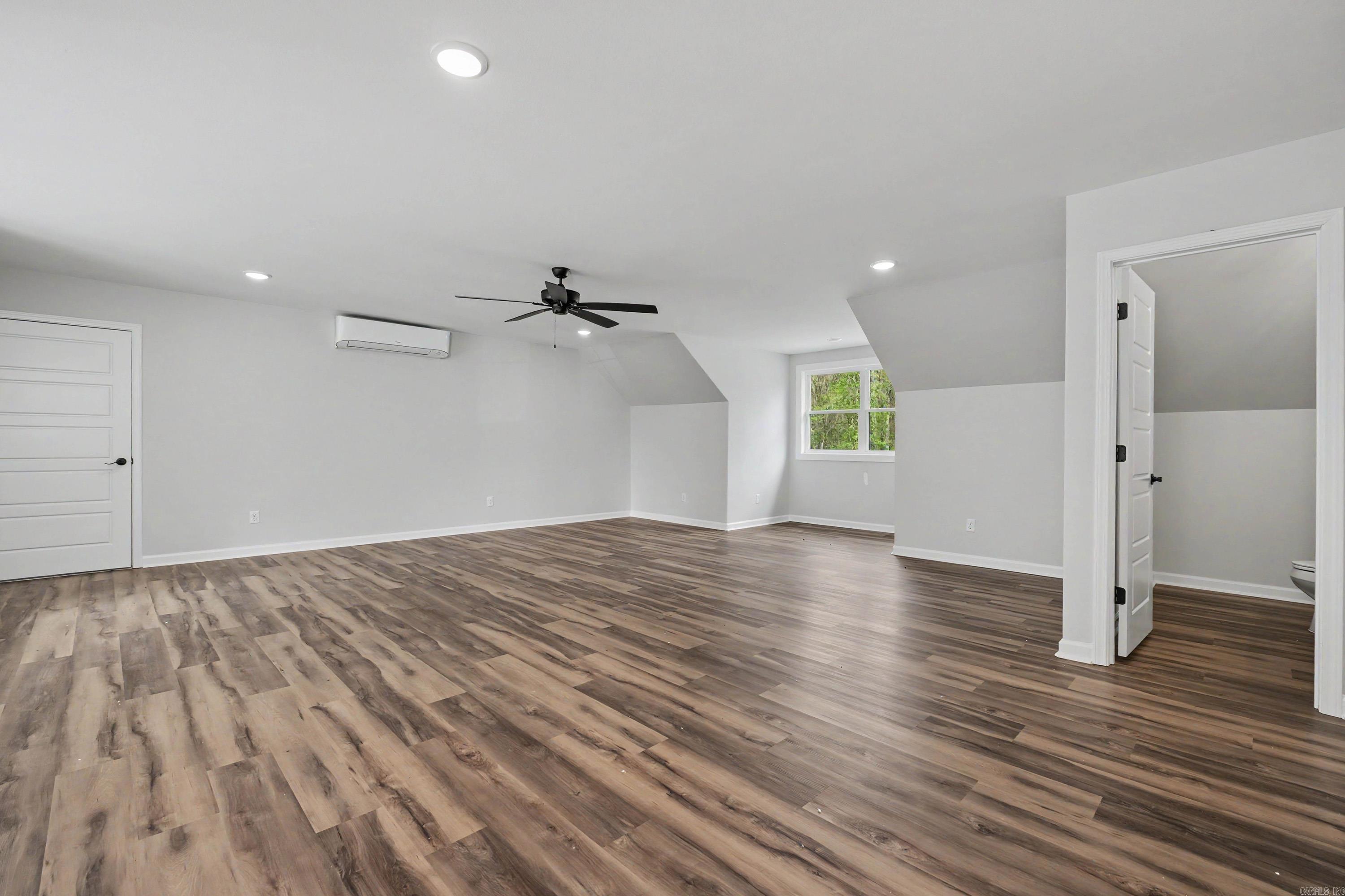 631 Zoa Way Property Photo 38