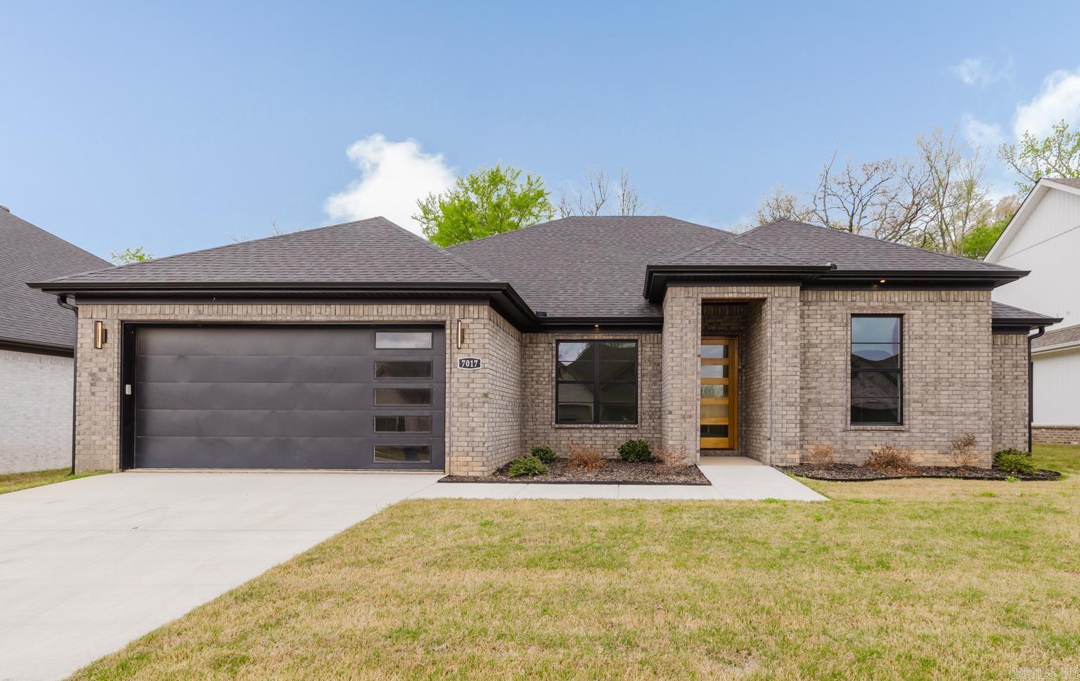 7017 Cold Creek Drive Property Photo 1