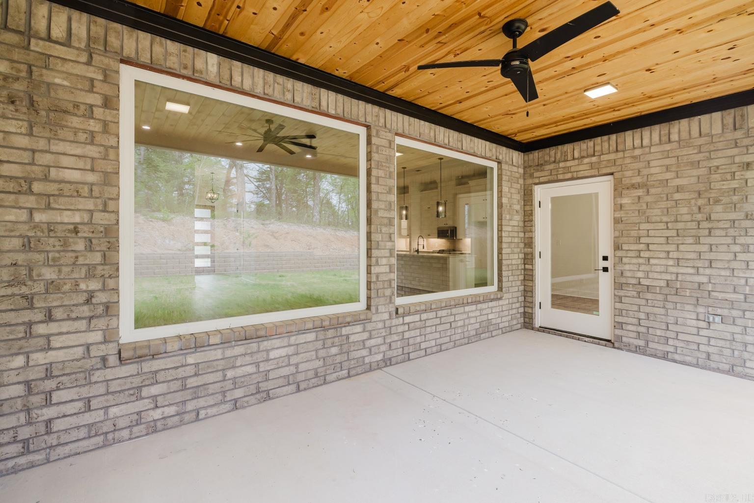 7017 Cold Creek Drive Property Photo 40