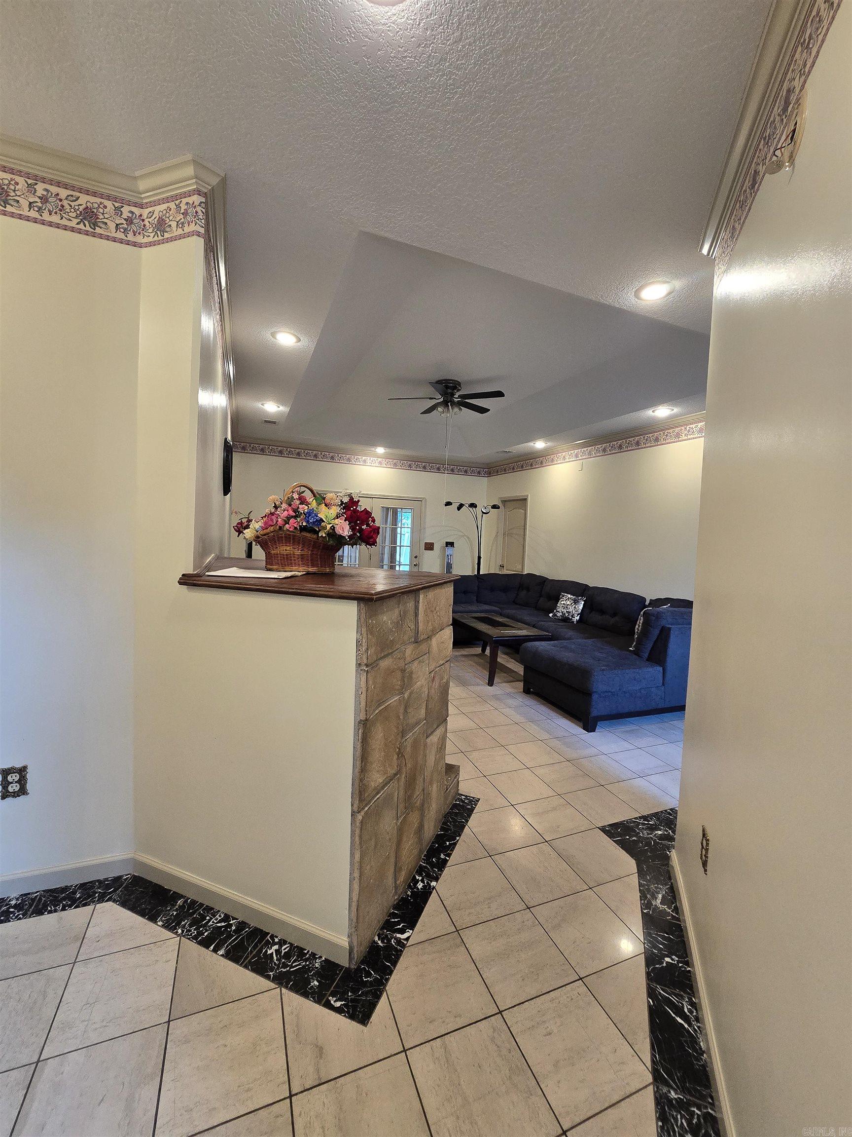 1920 Alex Drive Property Photo 4