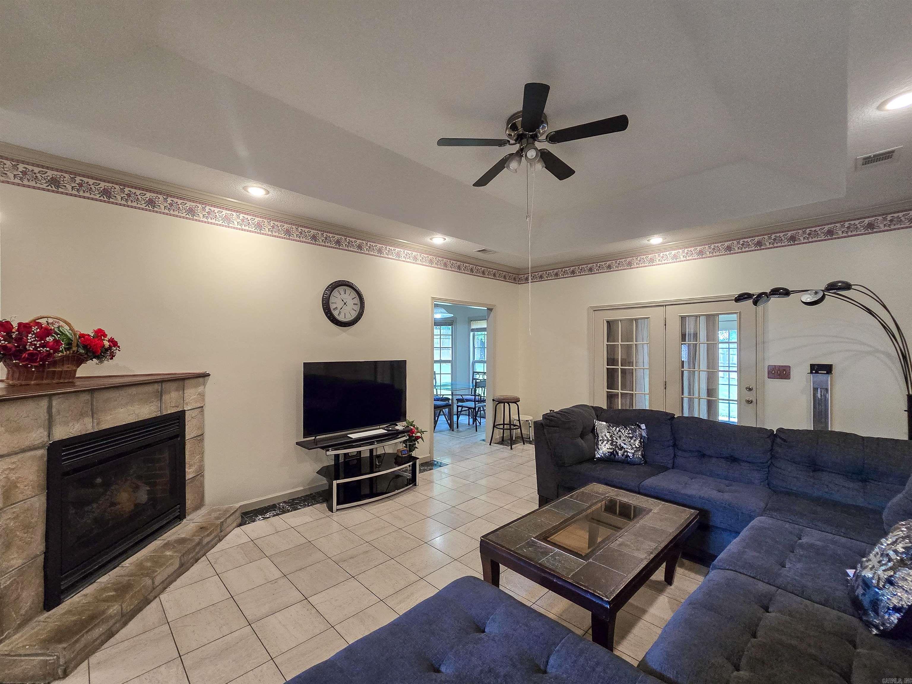 1920 Alex Drive Property Photo 7