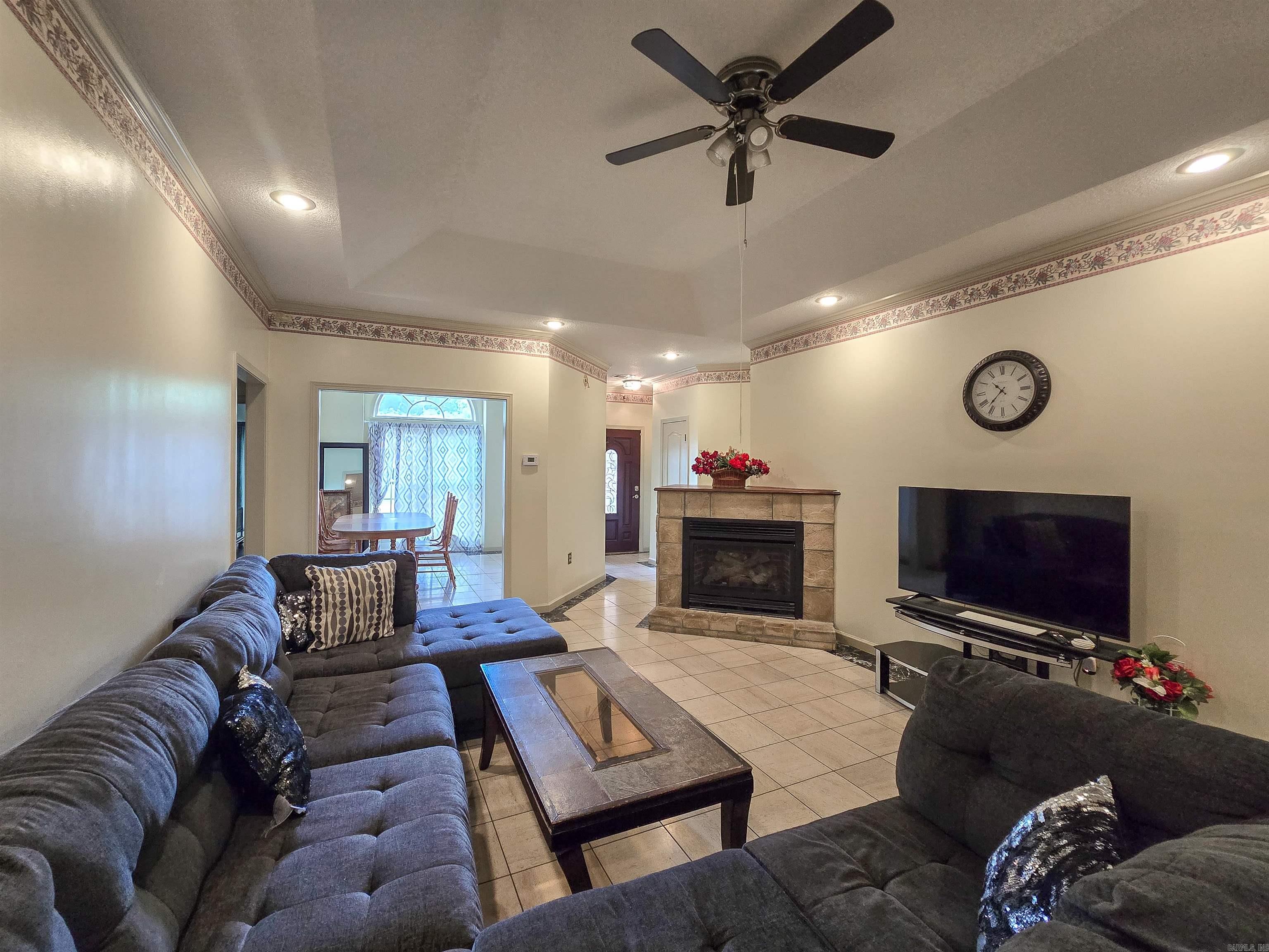 1920 Alex Drive Property Photo 8