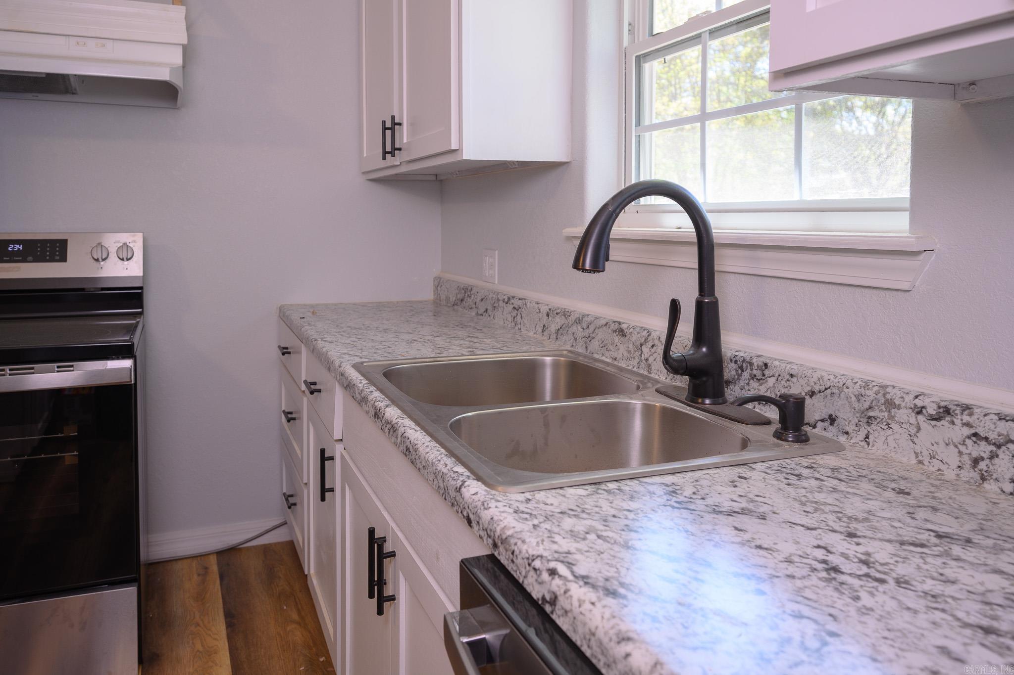 209 Ridge Ave Property Photo 24
