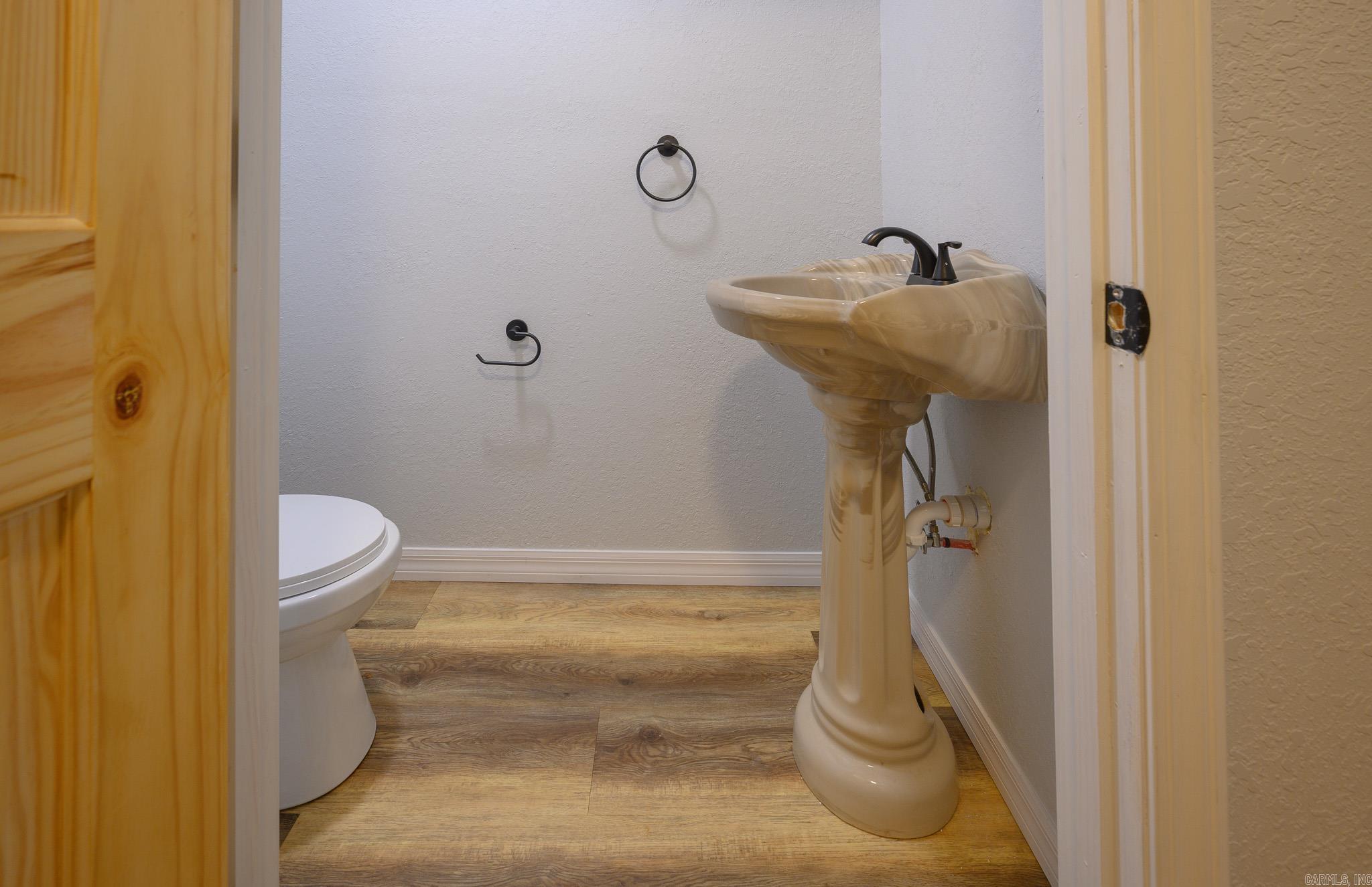 209 Ridge Ave Property Photo 29