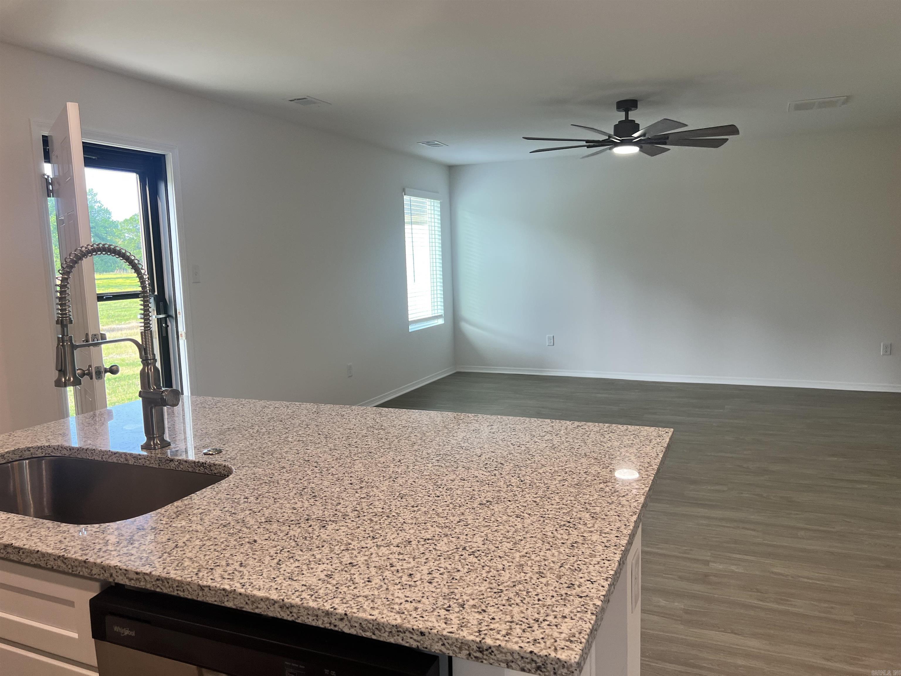 470 Moonlight Graham Blvd Property Photo 12